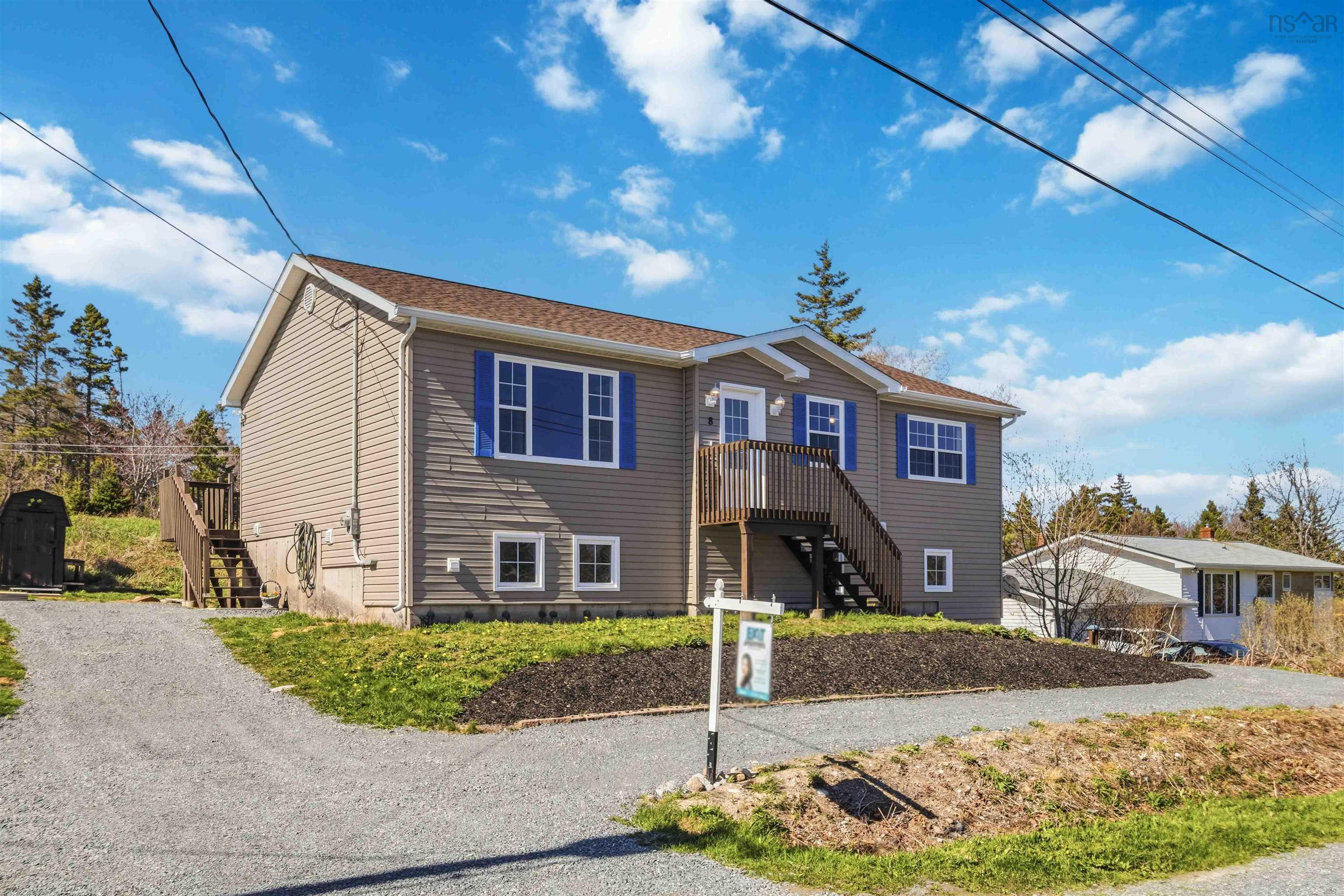 $449,900.00: 8 Harbour View Drive, Portuguese Cove