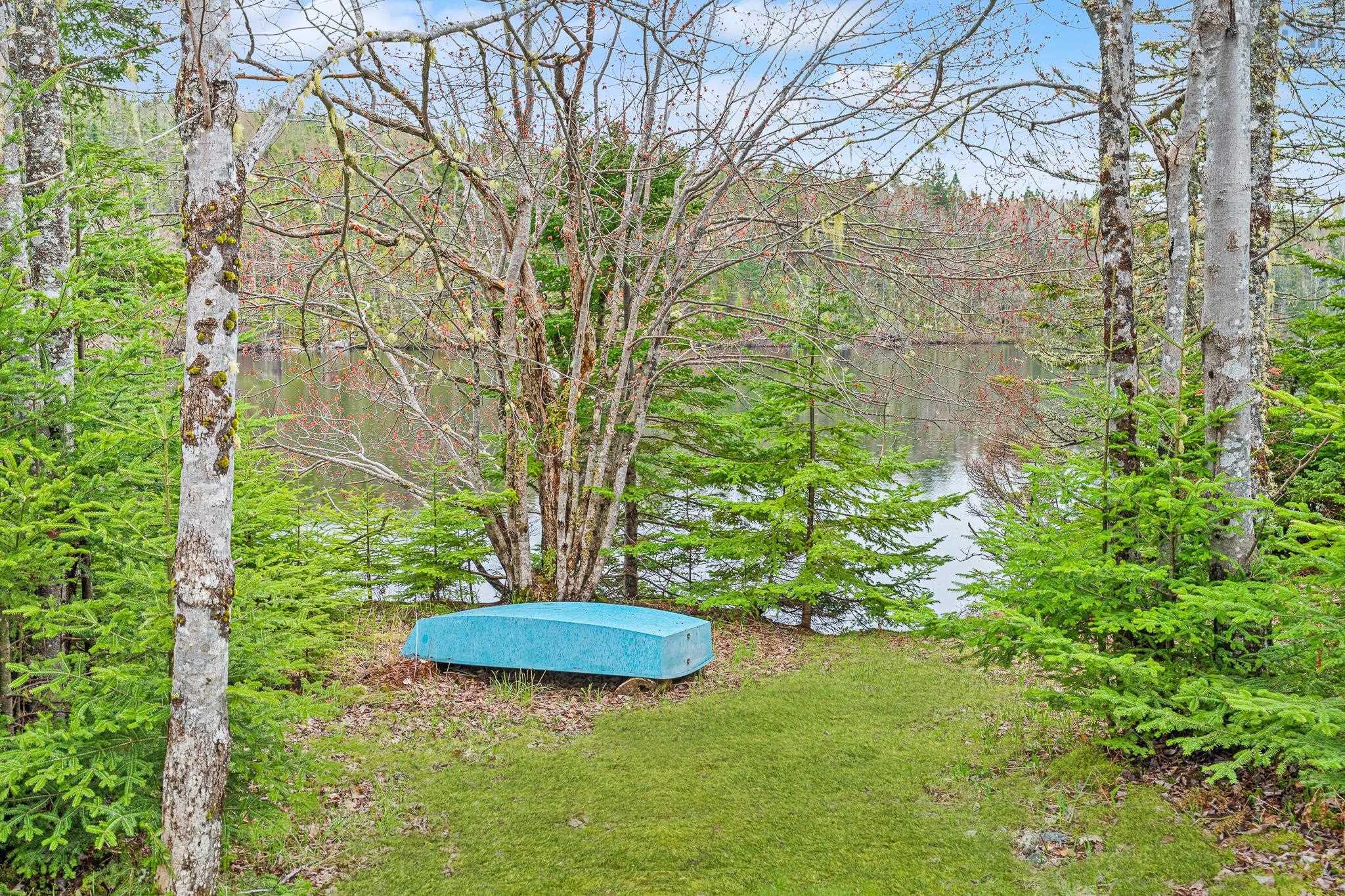 $649,900.00: 11028 Highway 7, Lake Charlotte