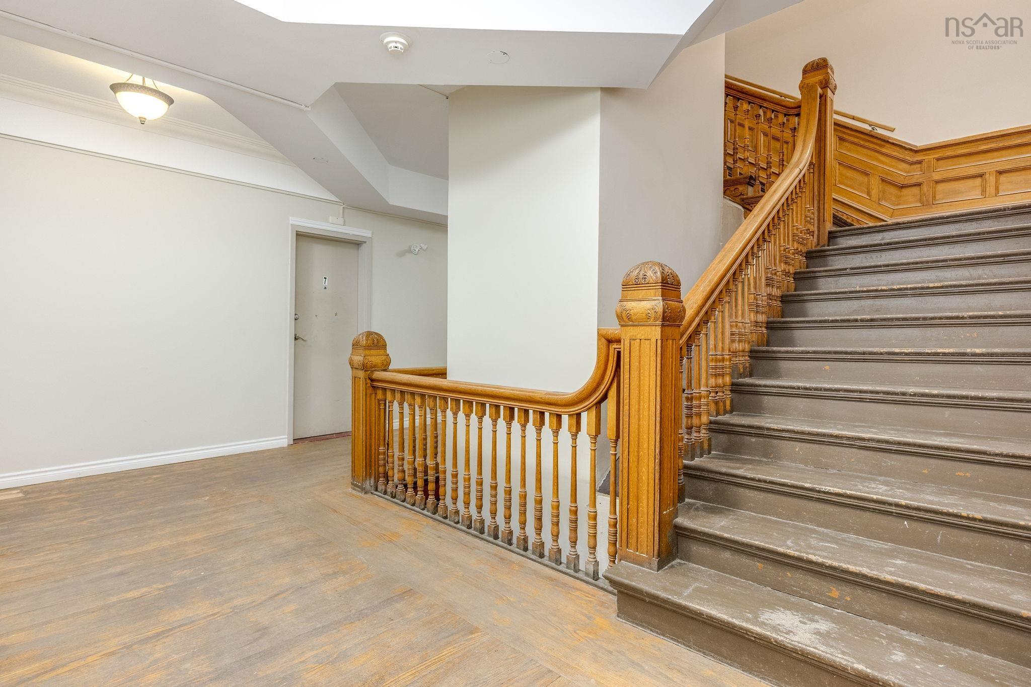 $1,350,000.00: 257 Wiley Avenue S, Windsor