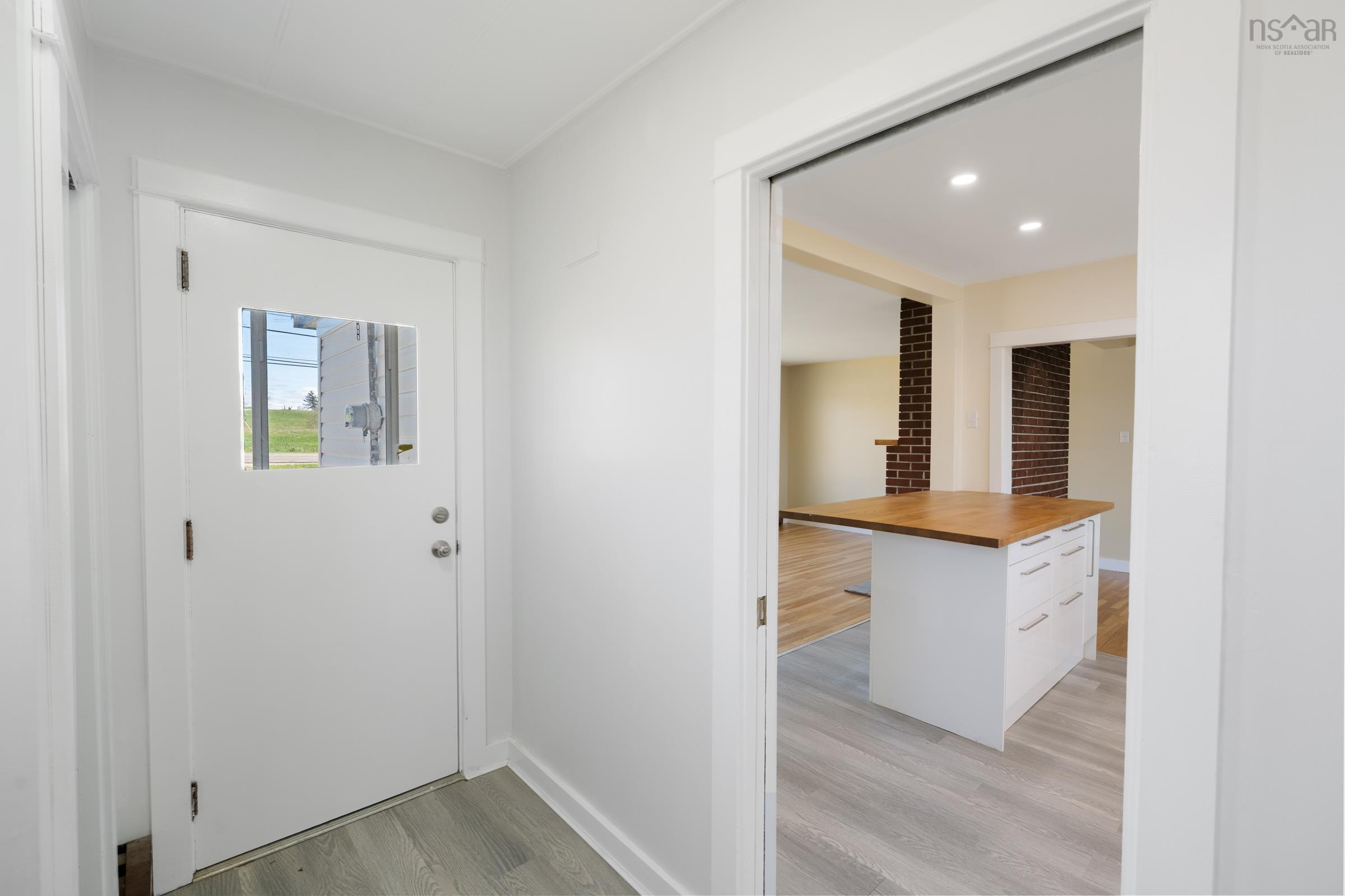 $342,500.00: 3367 Highway 1, Belliveaus Cove