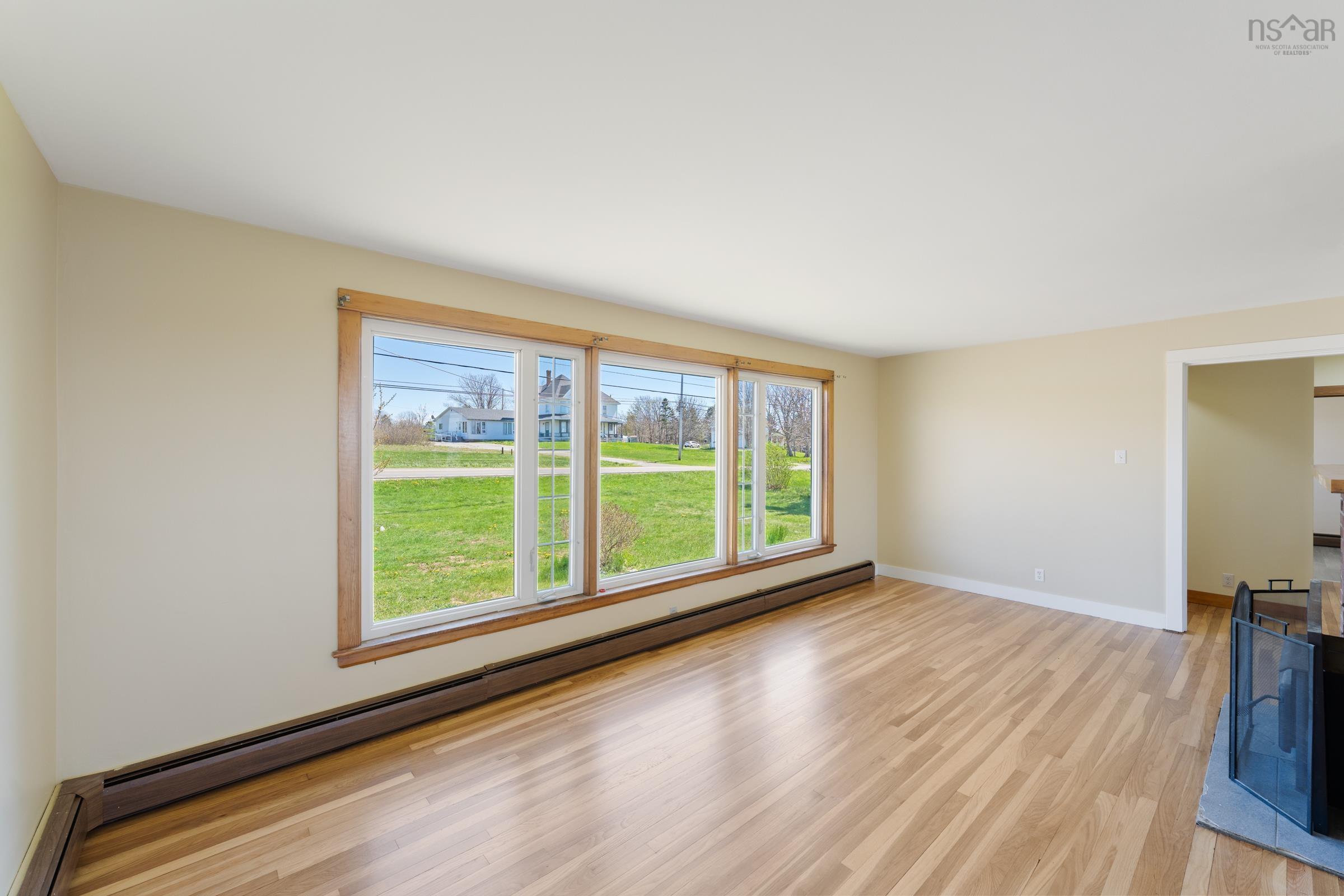 $342,500.00: 3367 Highway 1, Belliveaus Cove