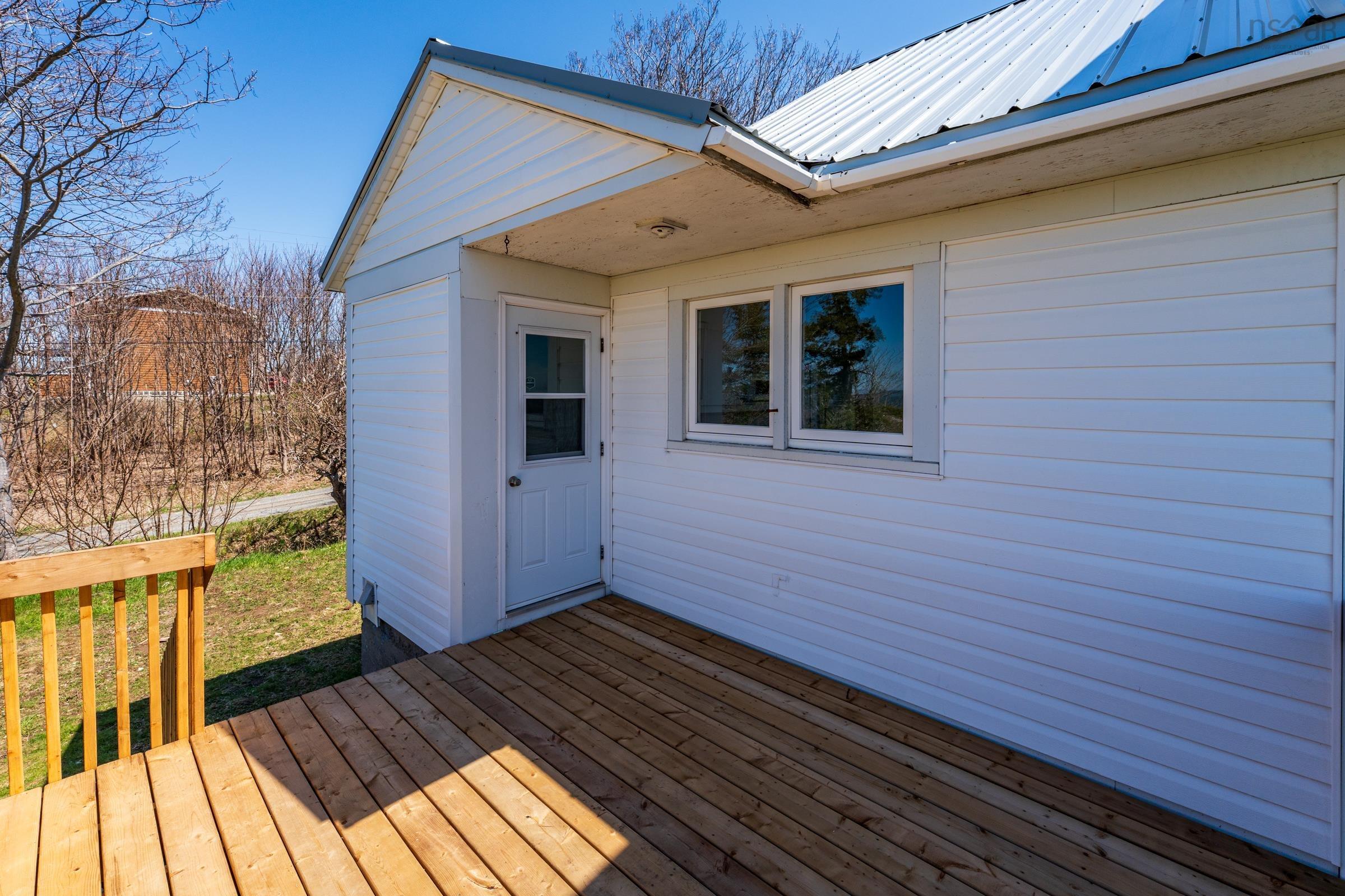 $342,500.00: 3367 Highway 1, Belliveaus Cove