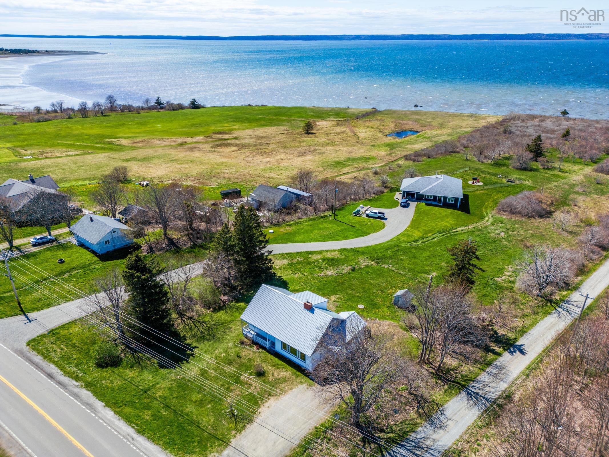$342,500.00: 3367 Highway 1, Belliveaus Cove