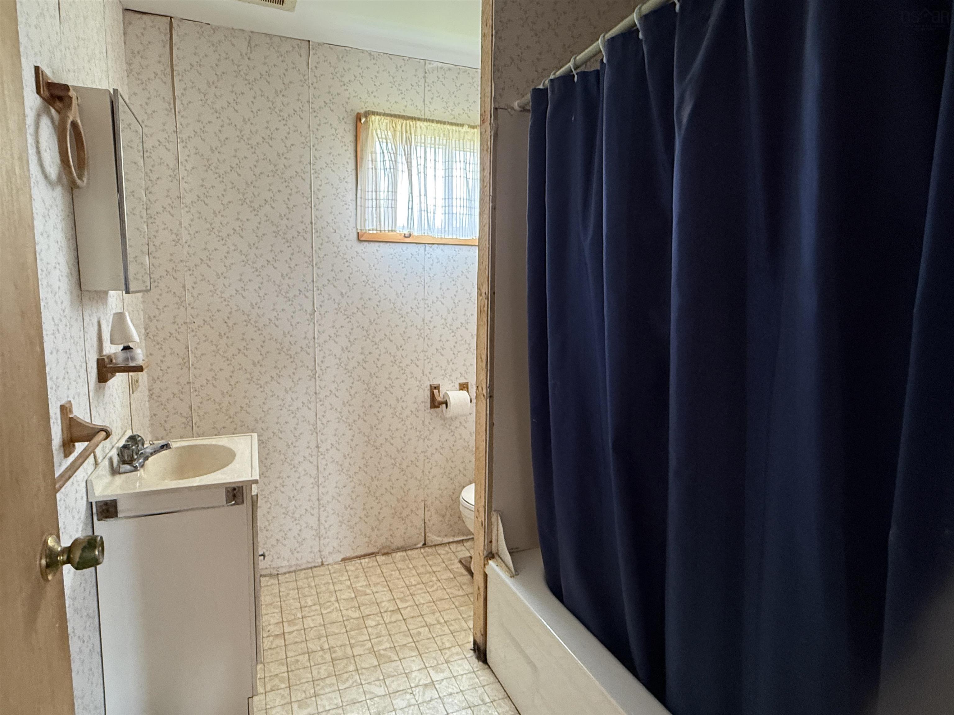 $245,000.00: 105 Murdocks Lane, Ponds