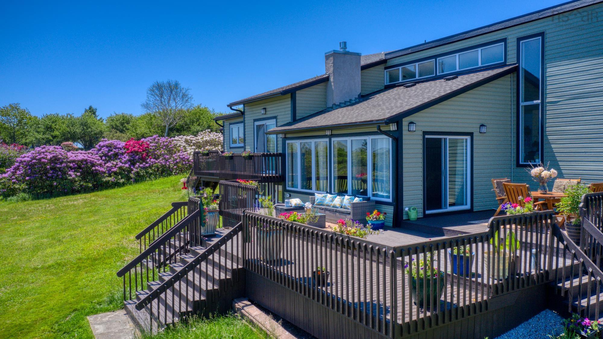 $2,950,000.00: 177 Corkums Island Road, Corkums Island