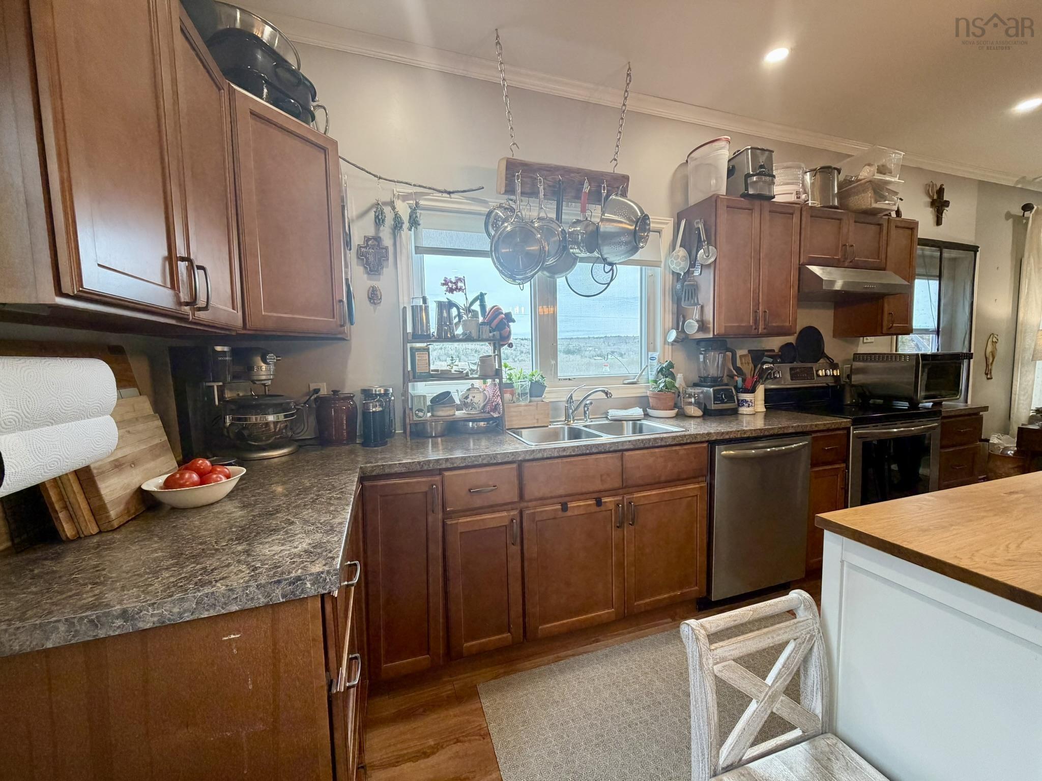 $249,900.00: 9384 HIGHWAY 7, Stillwater