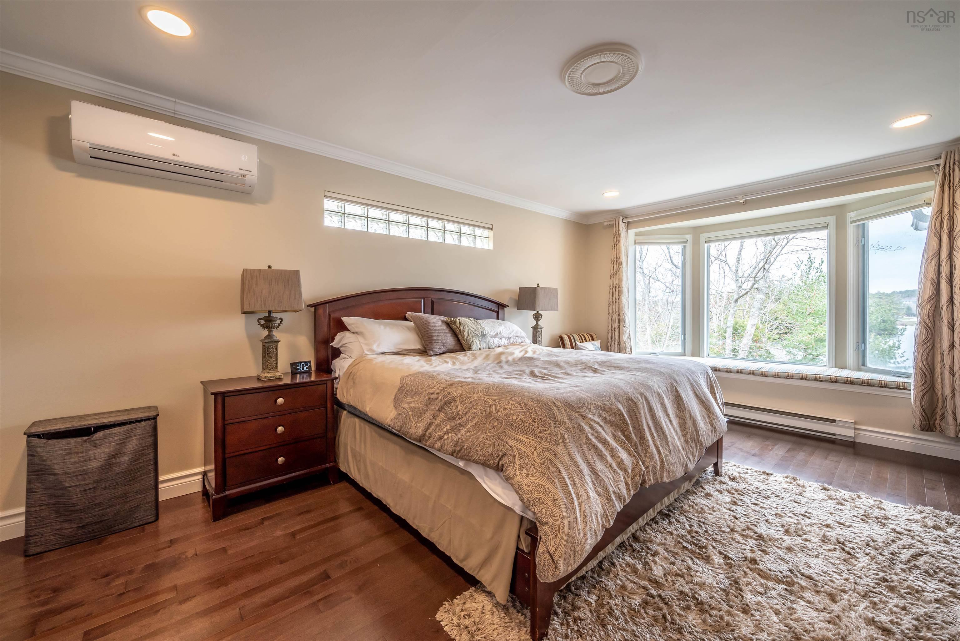 $1,599,900.00: 59 Paper Mill Lane, Bedford