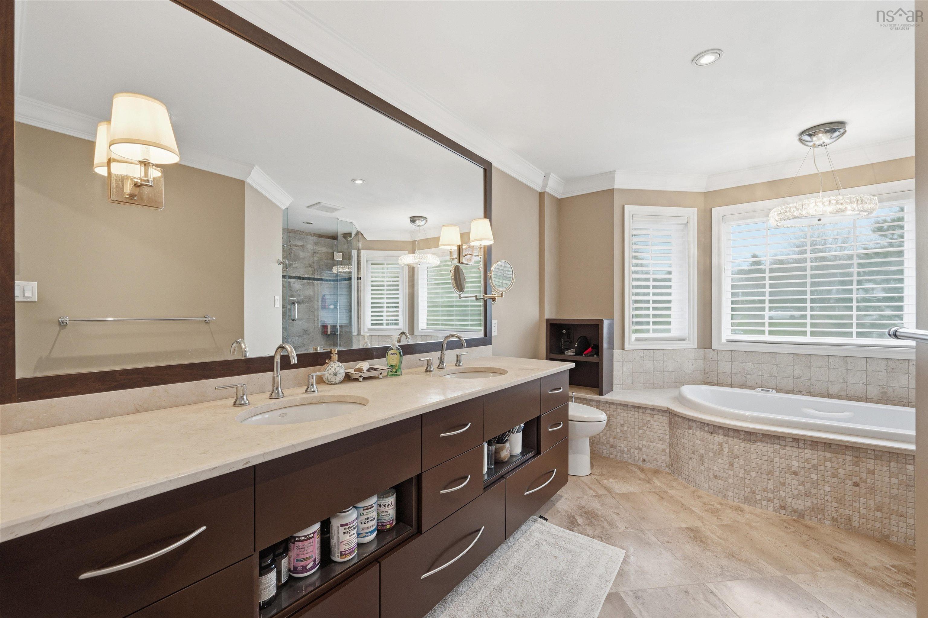 $1,599,900.00: 59 Paper Mill Lane, Bedford