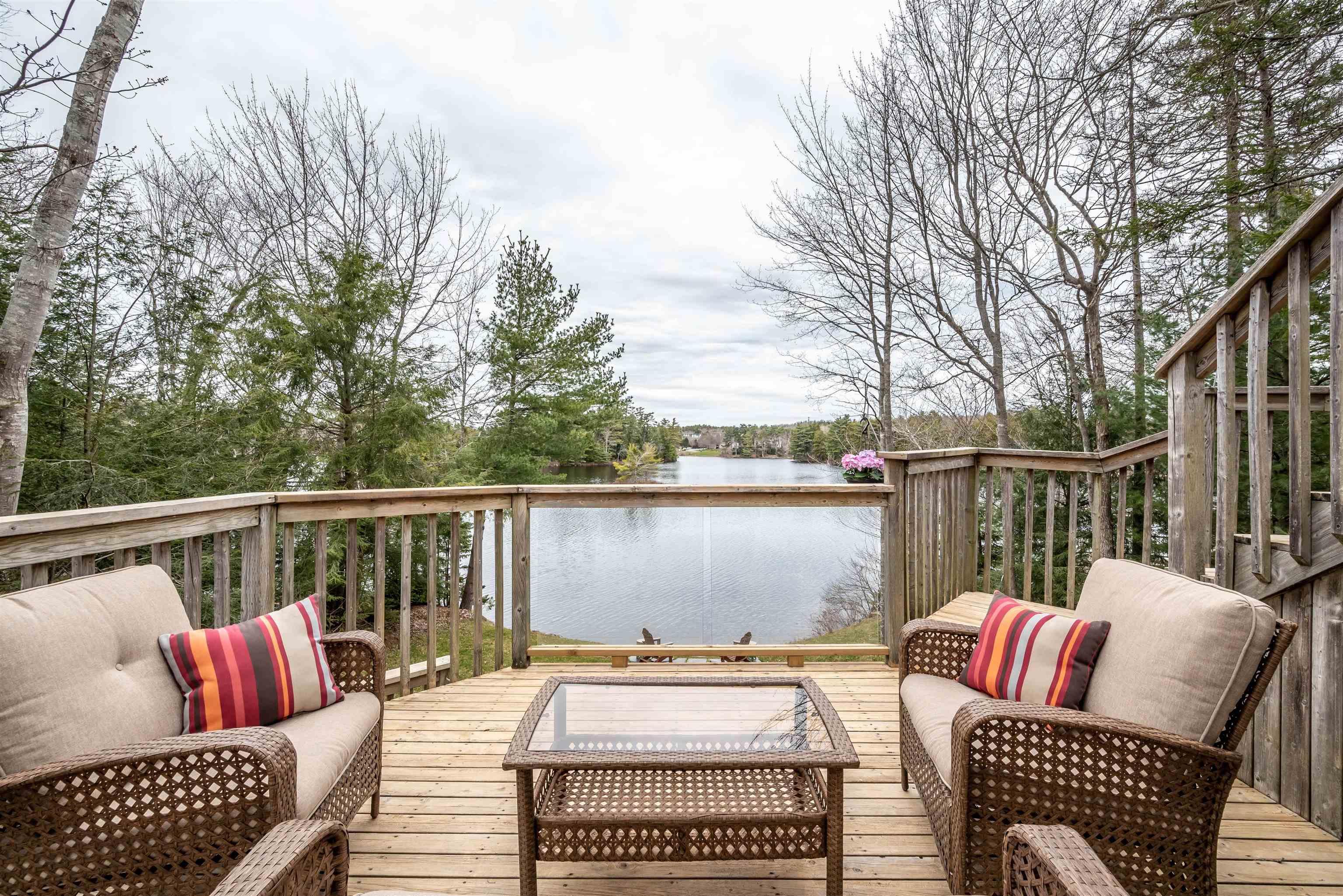 $1,599,900.00: 59 Paper Mill Lane, Bedford