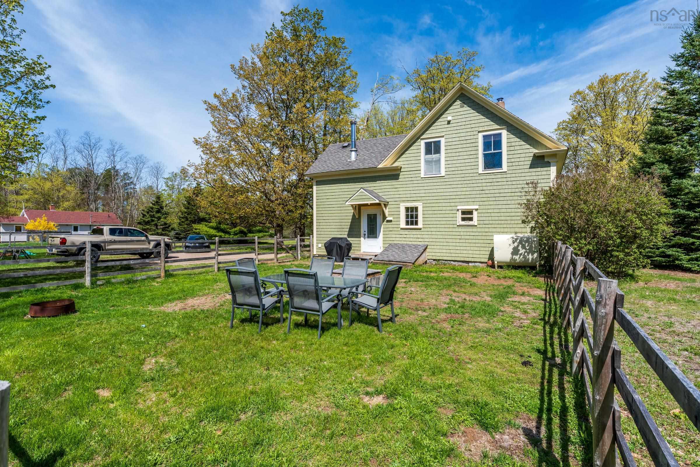 $374,900.00: 2295 Old Mill Road, South Farmington