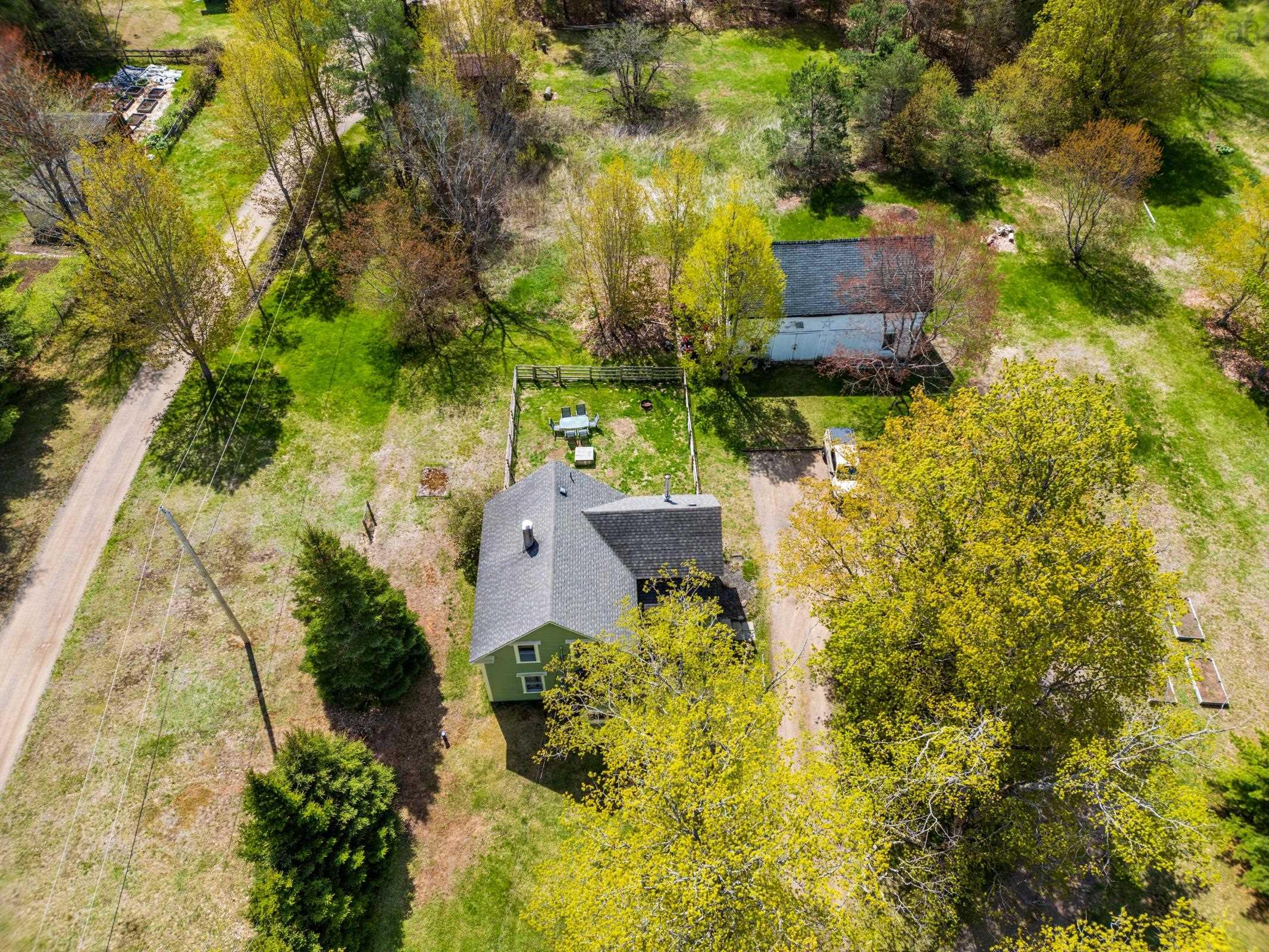 $374,900.00: 2295 Old Mill Road, South Farmington