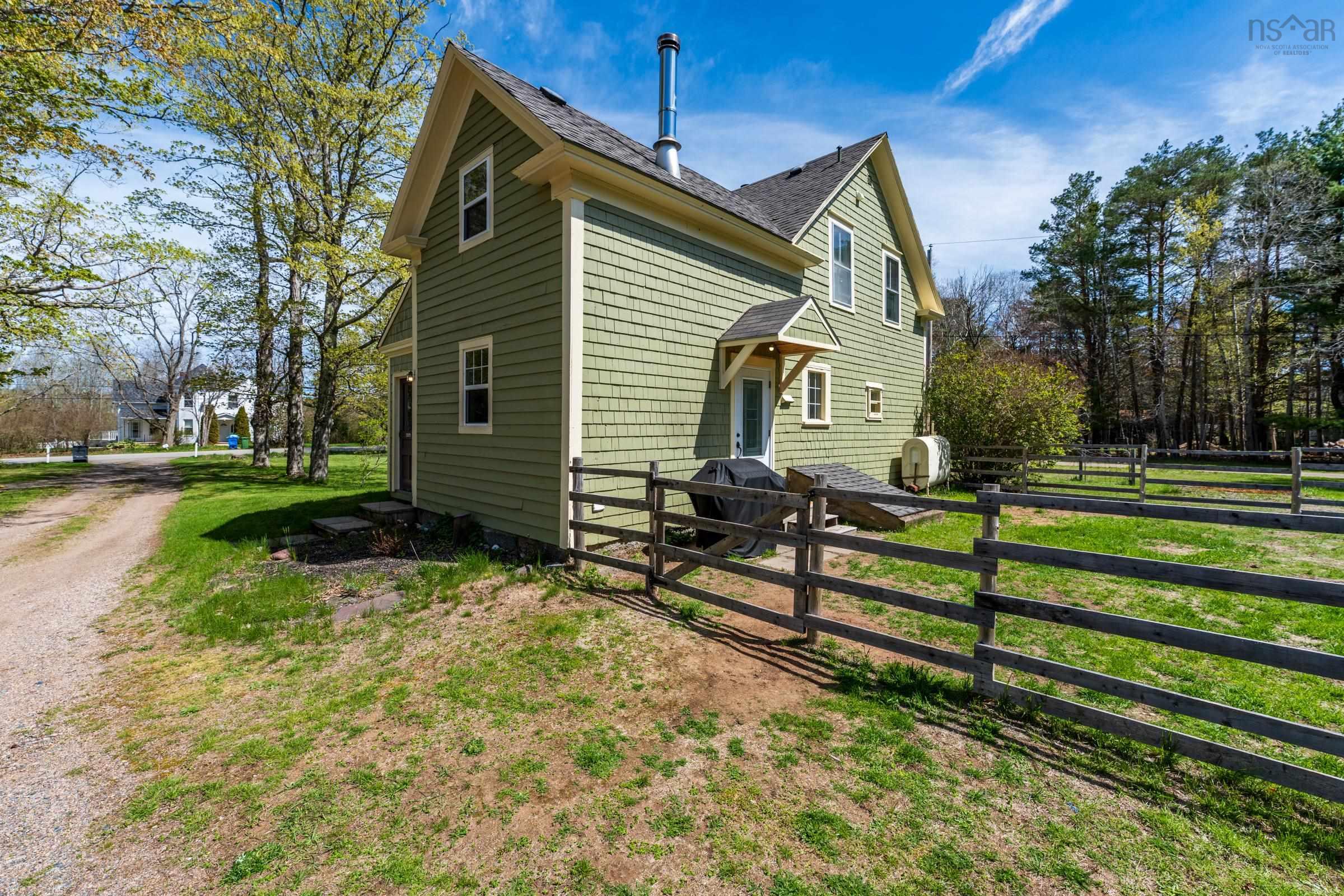 $374,900.00: 2295 Old Mill Road, South Farmington