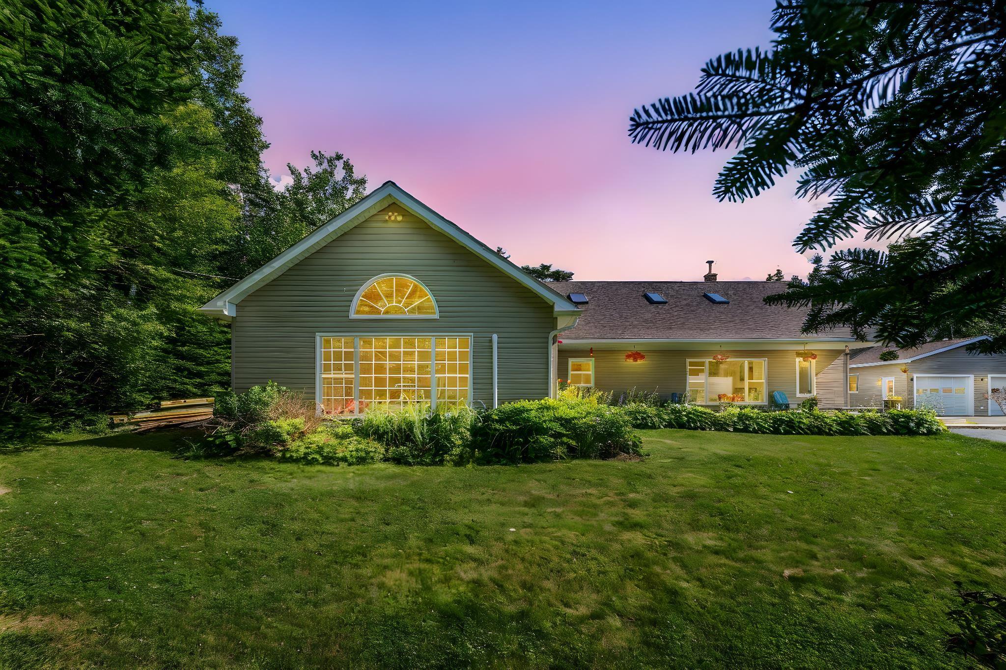 6 Spruce Lane, Boutiliers Point, NS (MLS® 202611053) | Boutiliers Point Real Estate | RE/MAX Halifax