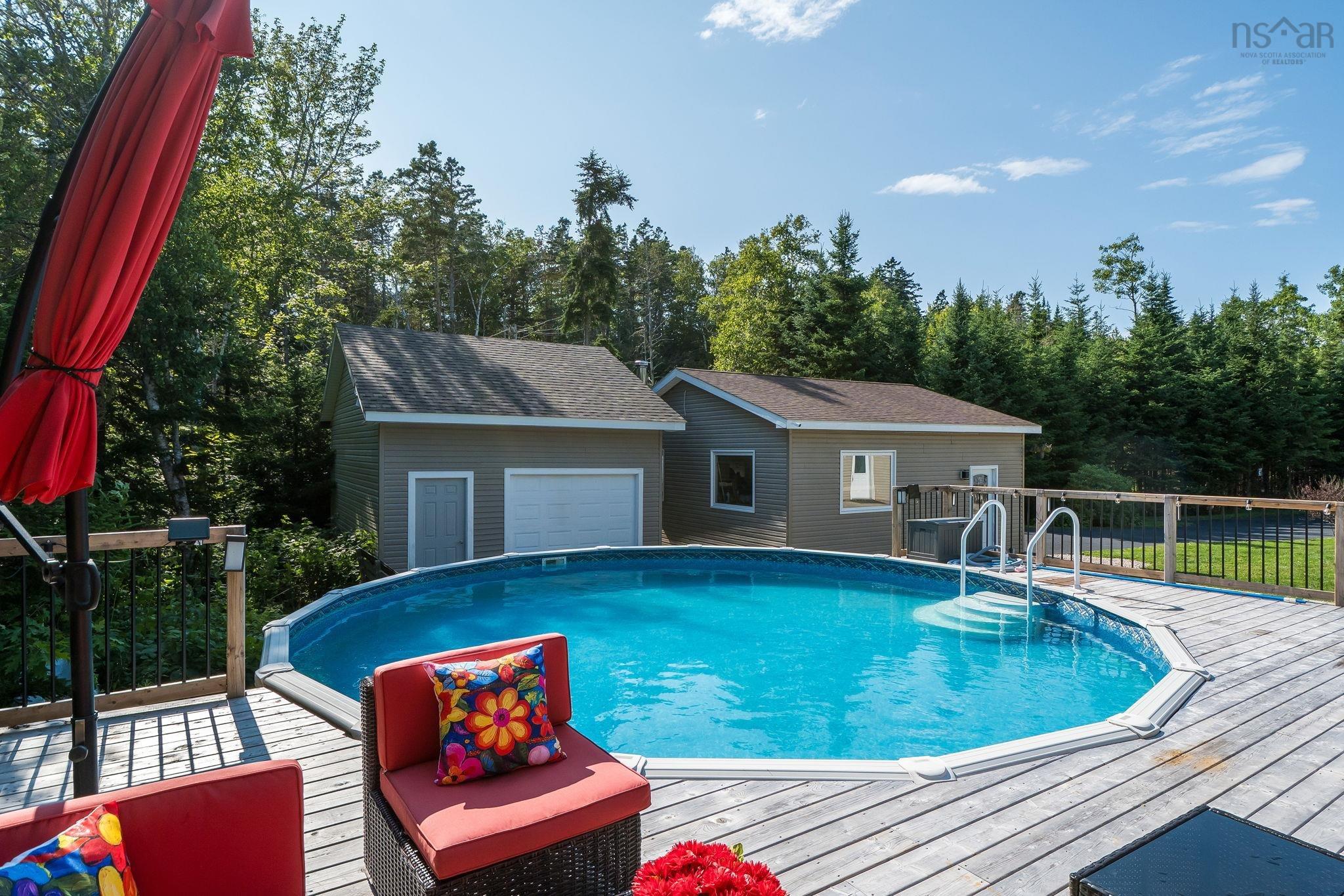 $859,900.00: 6 Spruce Lane, Boutiliers Point