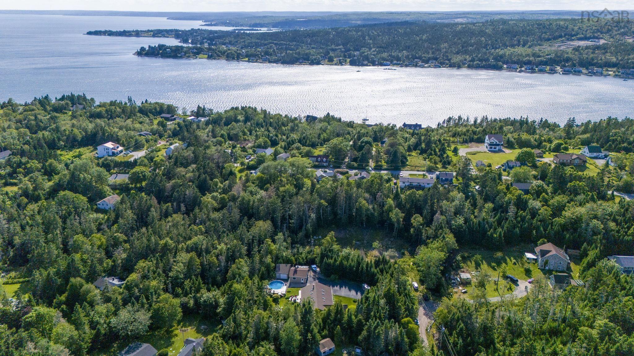 $859,900.00: 6 Spruce Lane, Boutiliers Point