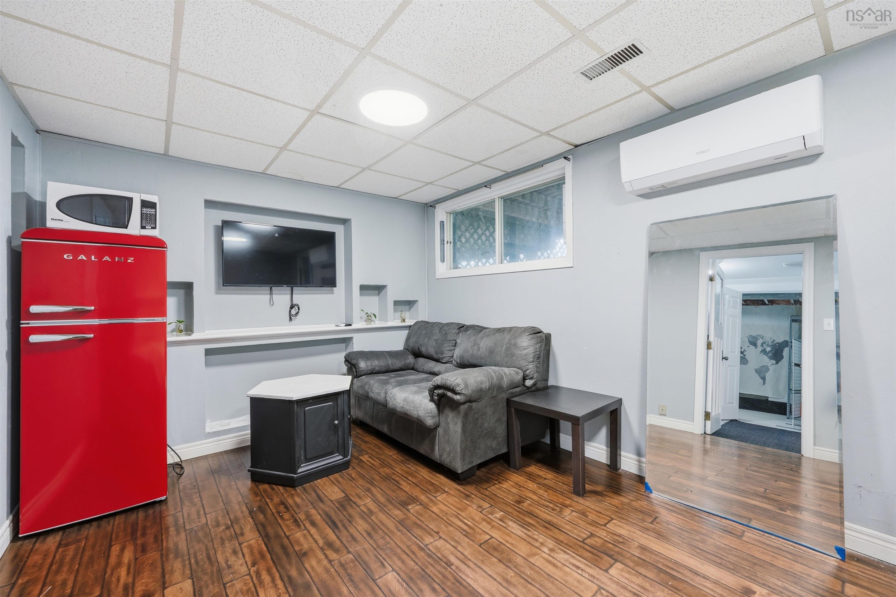 $460,000.00: 48 Armbro Lane, Dartmouth