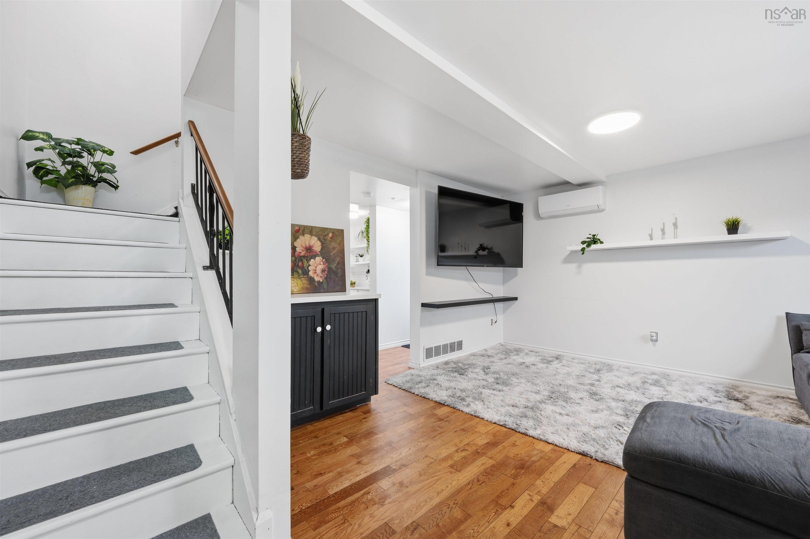 $460,000.00: 48 Armbro Lane, Dartmouth