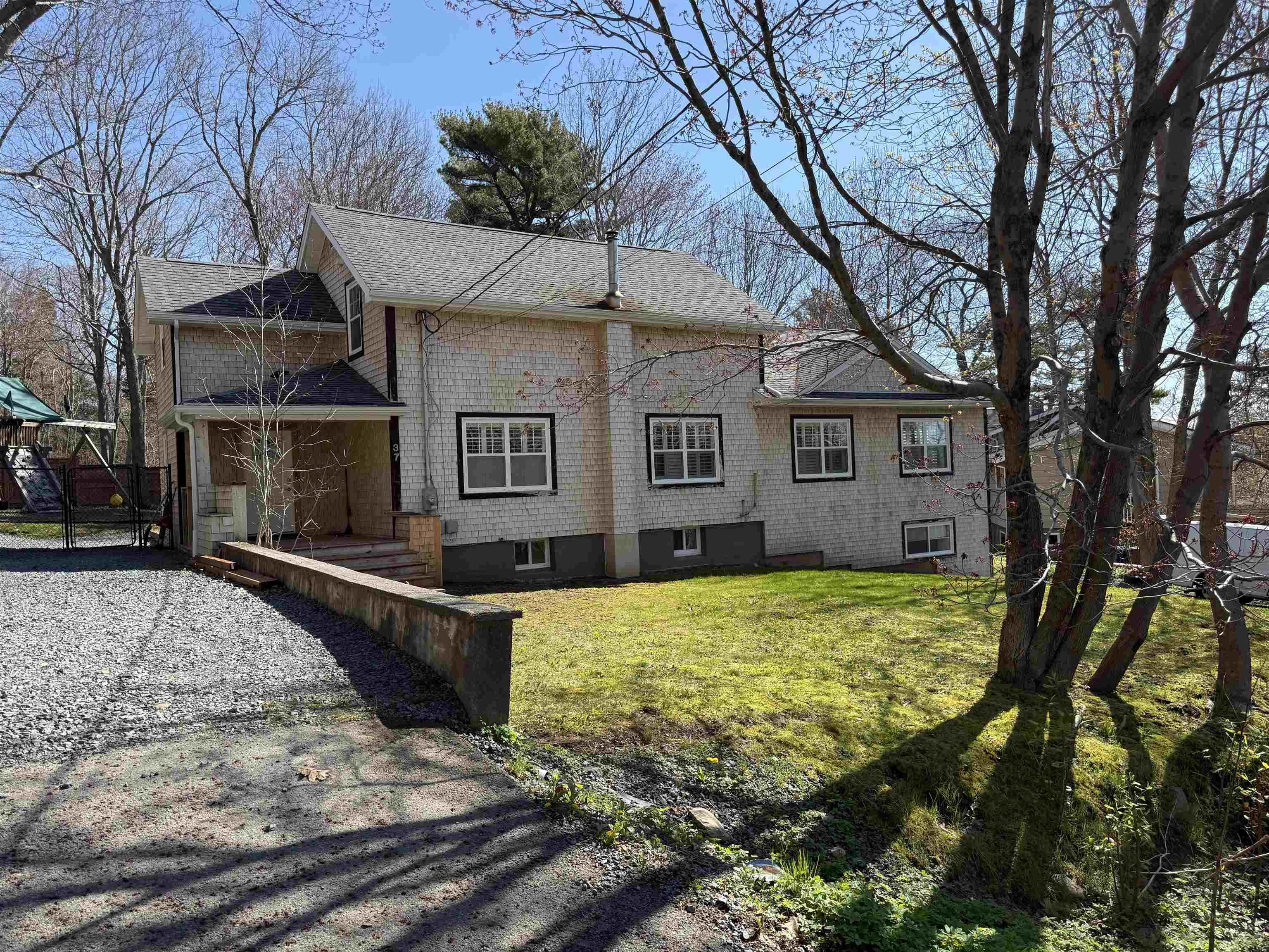 37 Division Street, Bedford, NS (MLS 202611058)