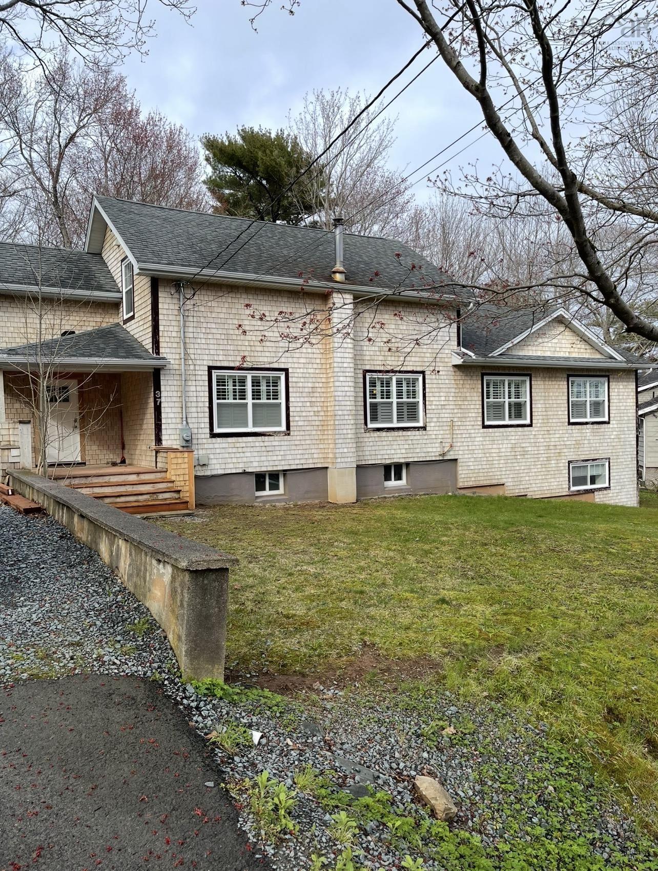 $1,100,000.00: 37 Division Street, Bedford