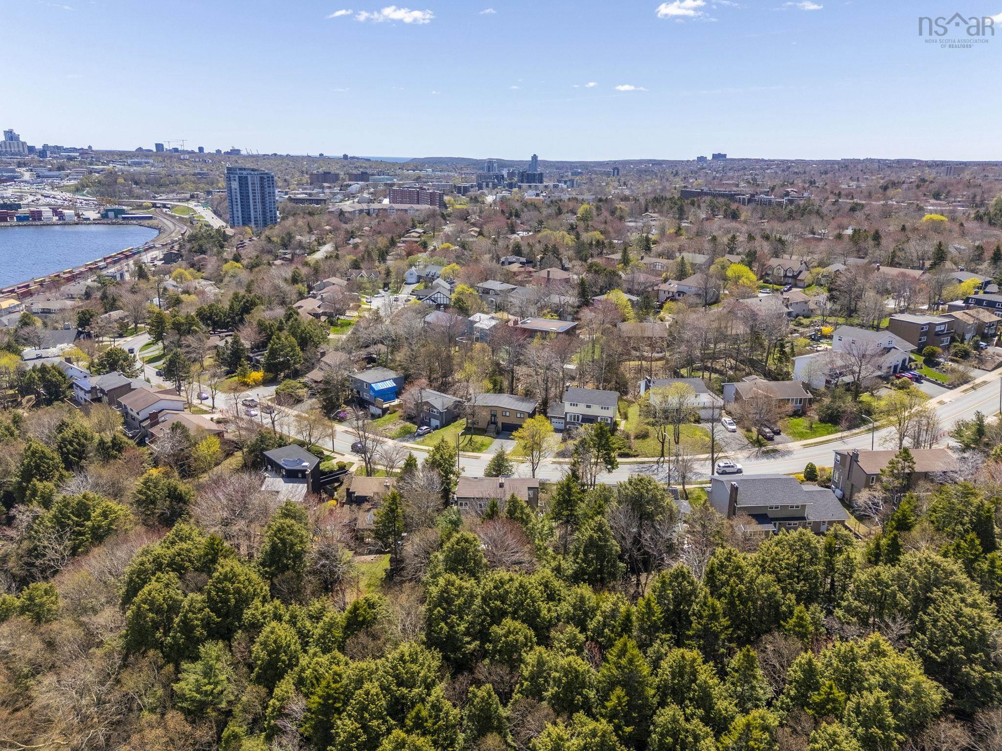 69 Bayview Road, Clayton Park, NS (MLS 202611063)