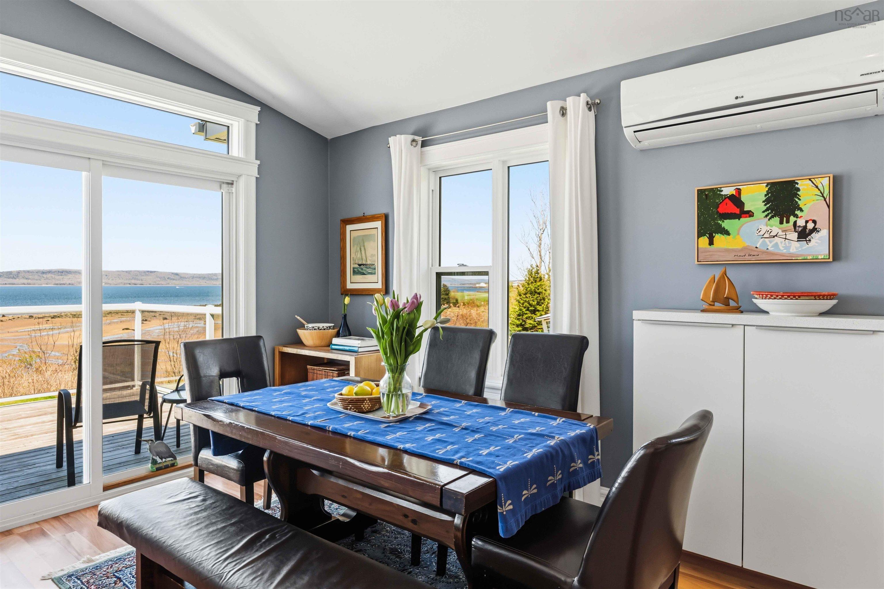 $649,000.00: 38 Shore Drive, Deep Brook
