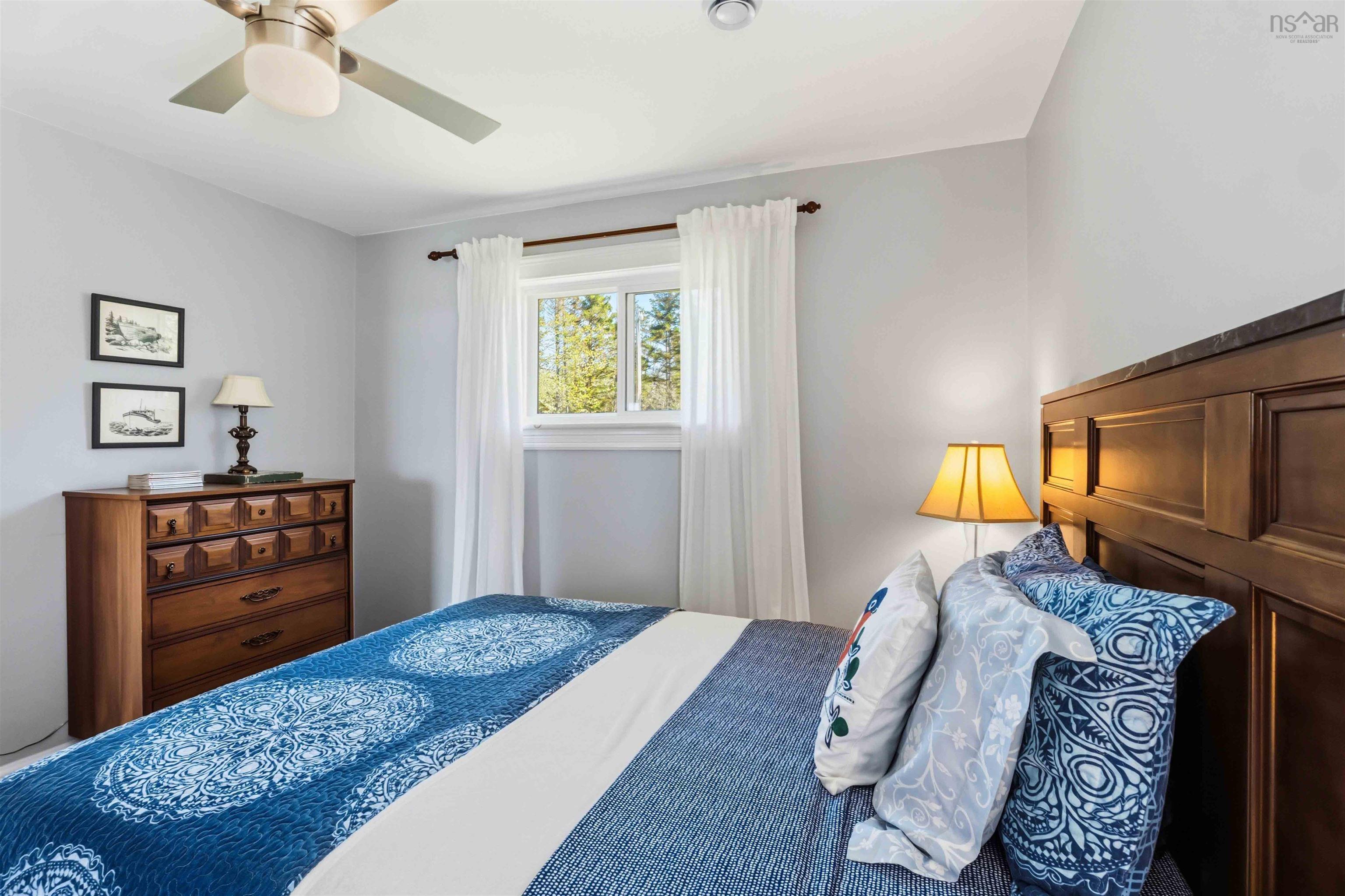 $649,000.00: 38 Shore Drive, Deep Brook