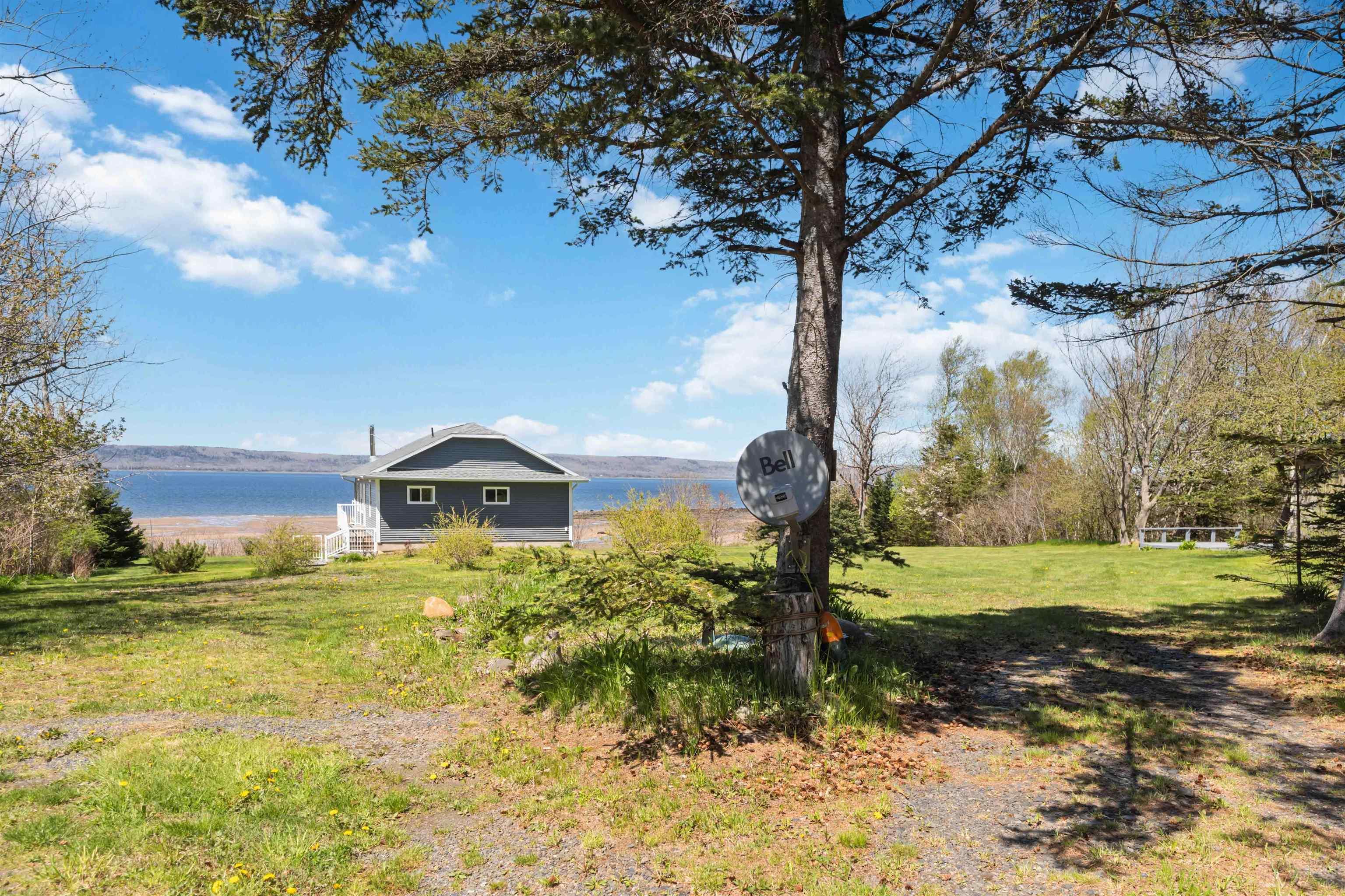 $649,000.00: 38 Shore Drive, Deep Brook