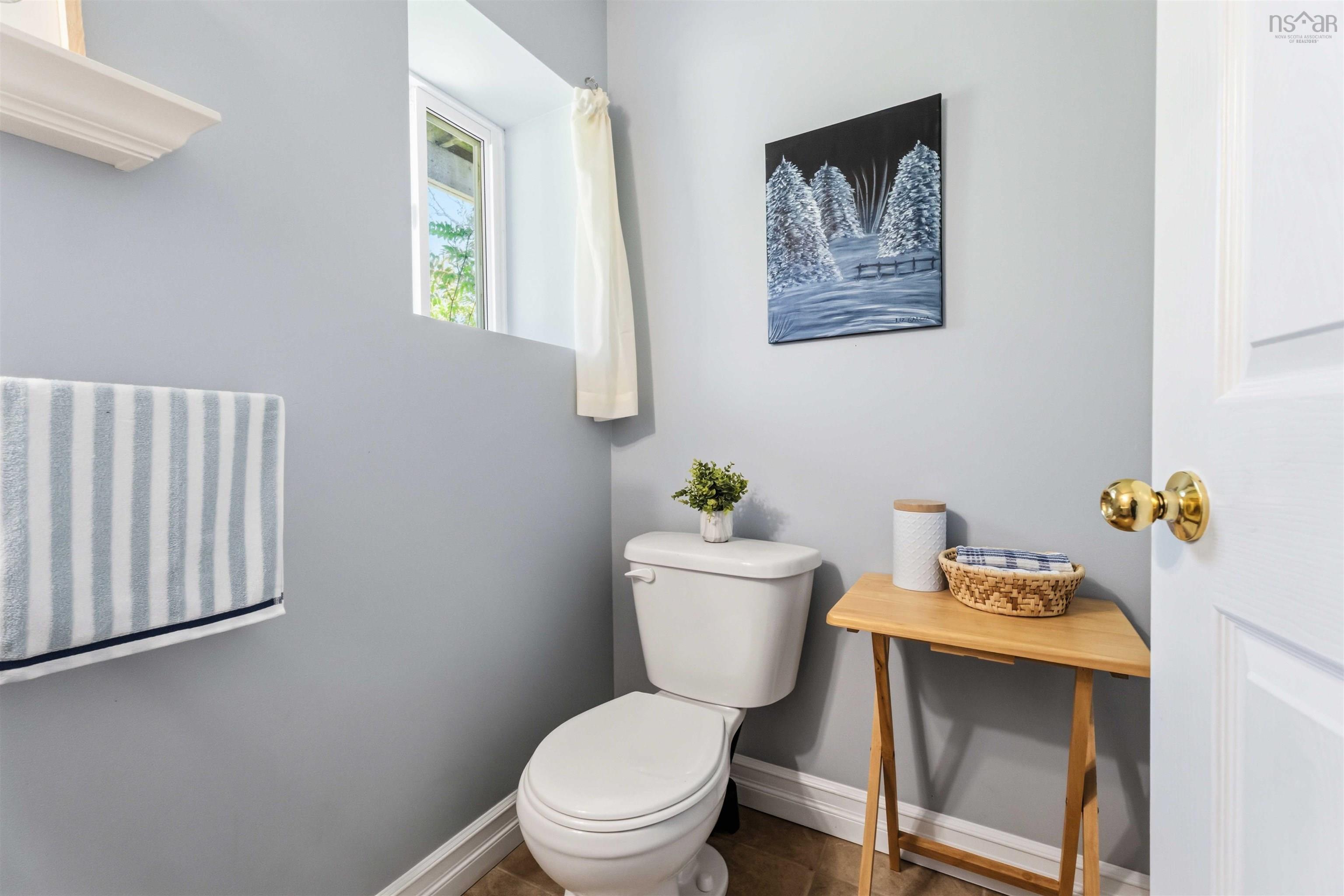 $649,000.00: 38 Shore Drive, Deep Brook