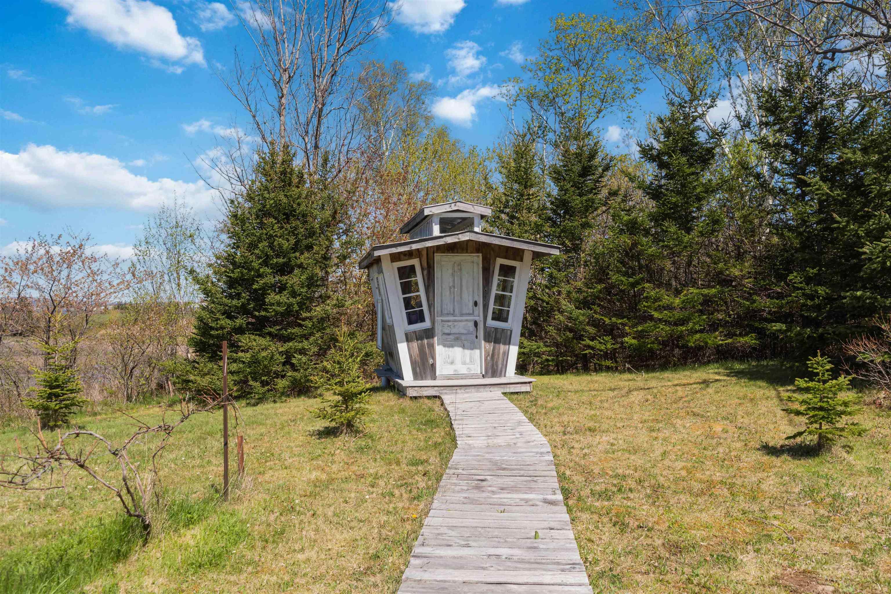 $649,000.00: 38 Shore Drive, Deep Brook