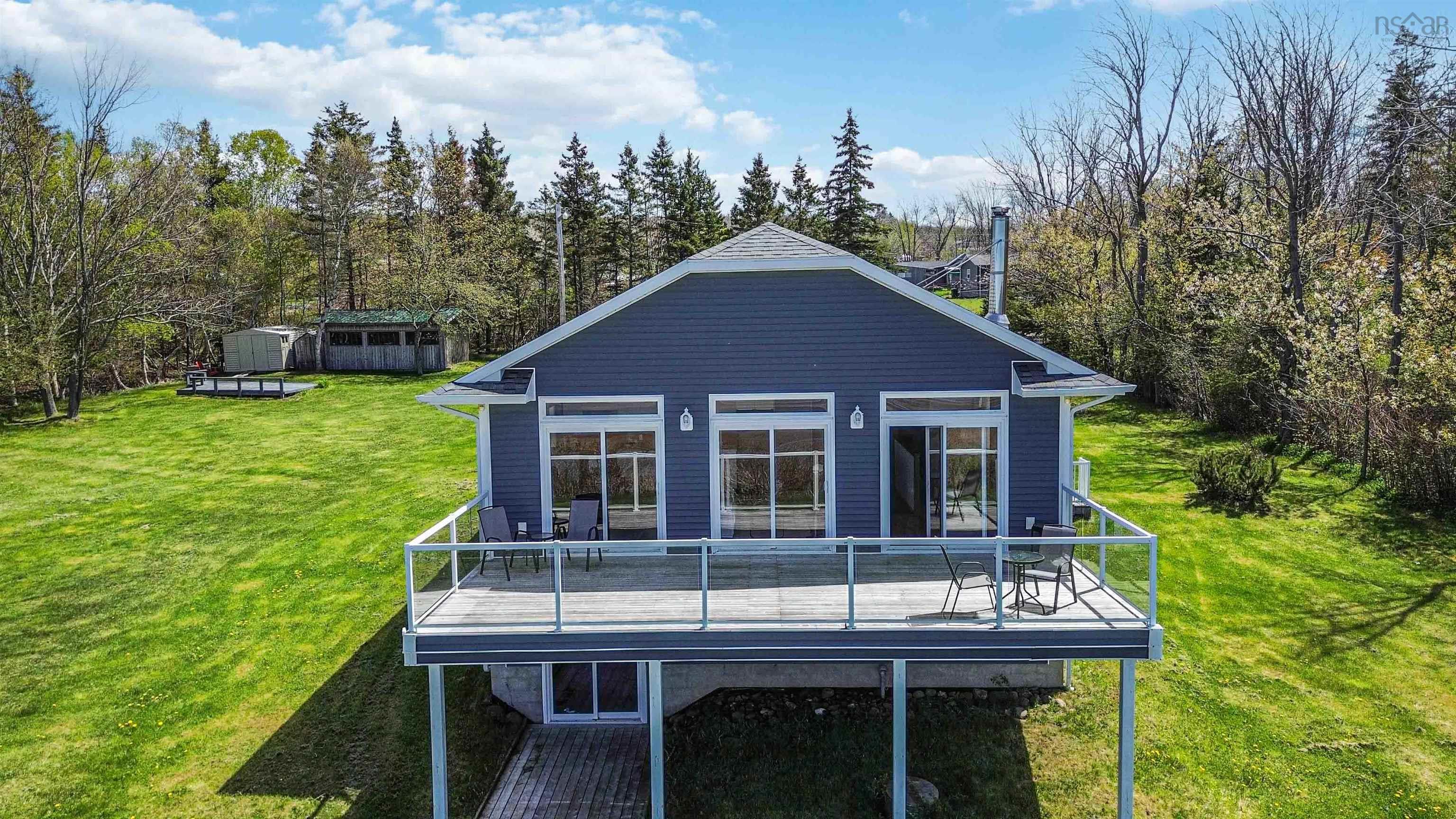$649,000.00: 38 Shore Drive, Deep Brook