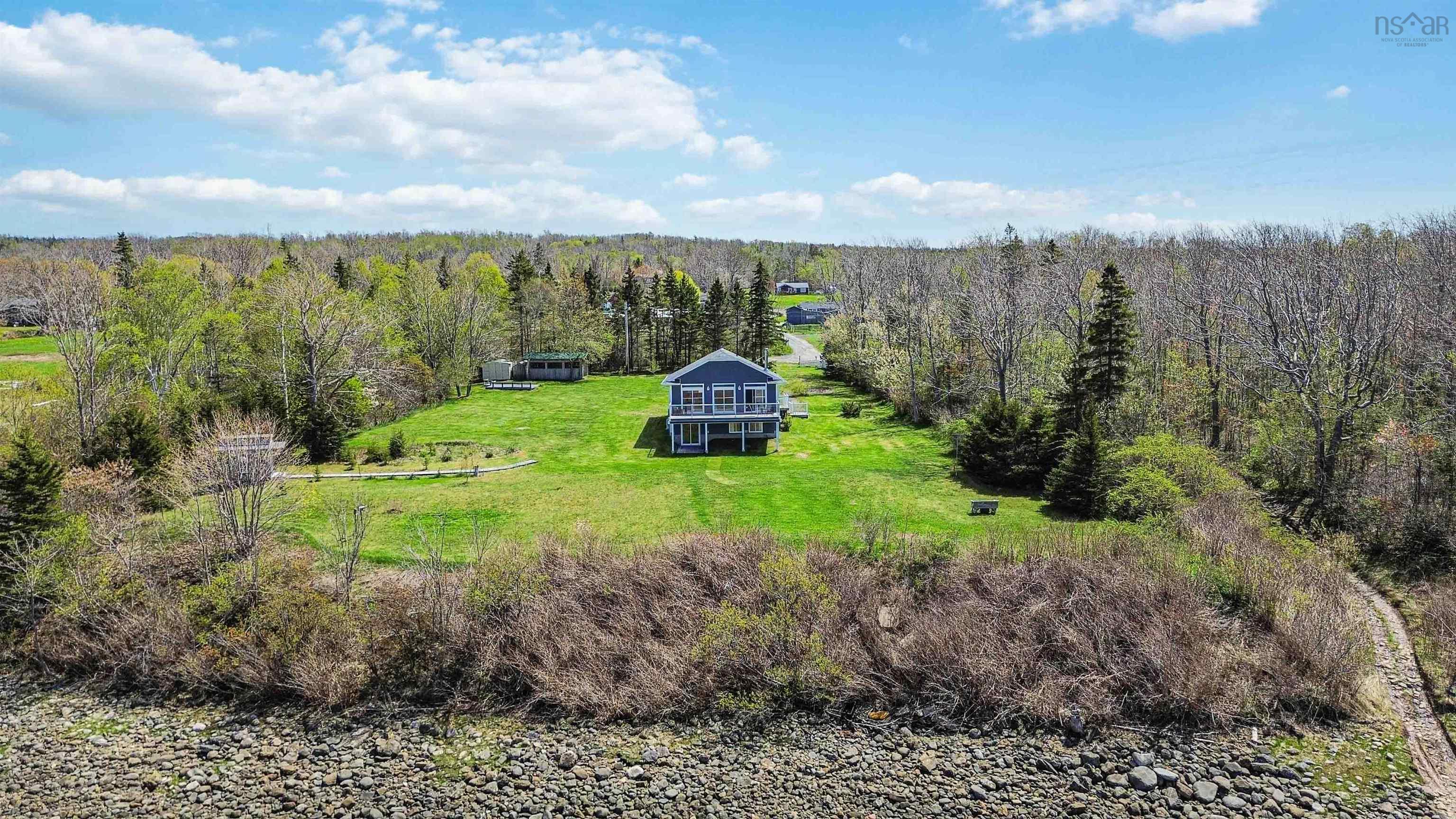 $649,000.00: 38 Shore Drive, Deep Brook