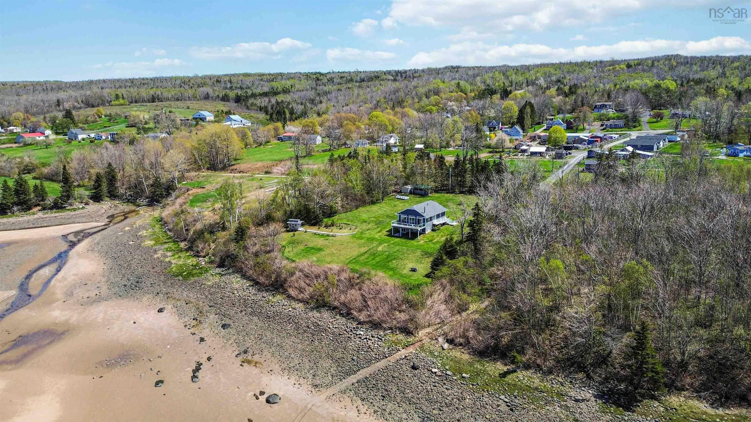 $649,000.00: 38 Shore Drive, Deep Brook