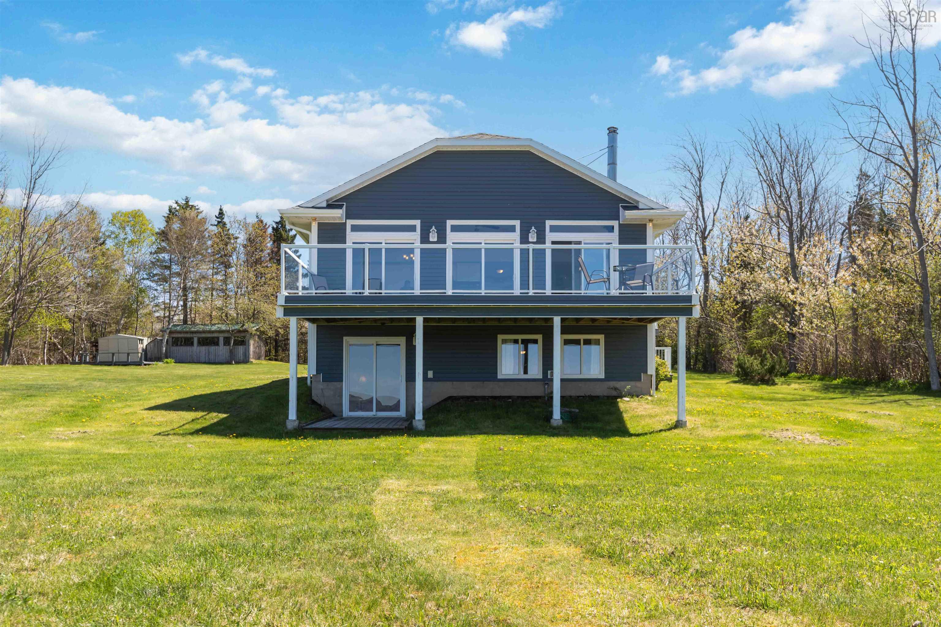 $649,000.00: 38 Shore Drive, Deep Brook