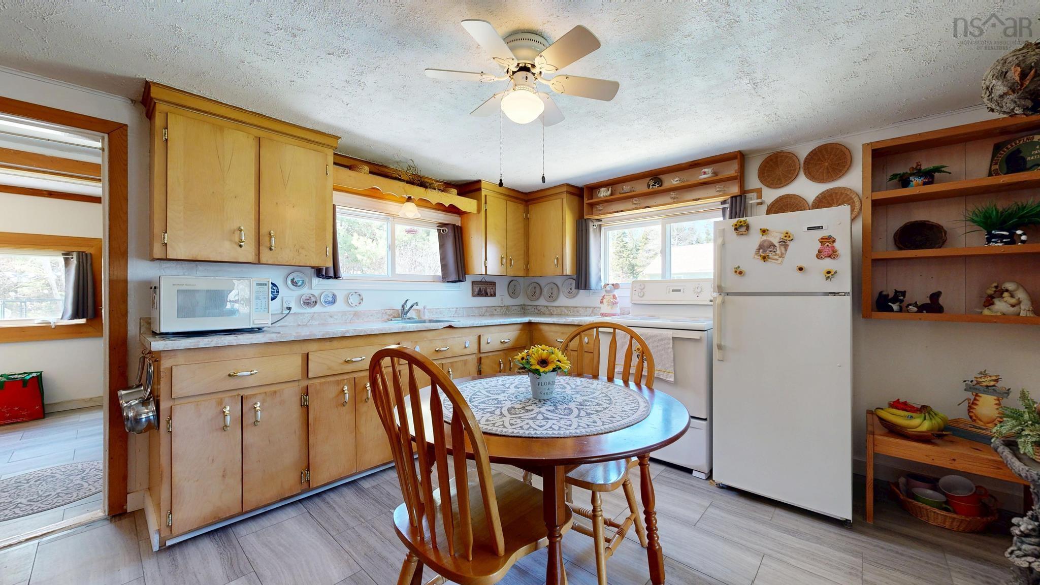 $245,000.00: 545 12 Highway, Chester Basin