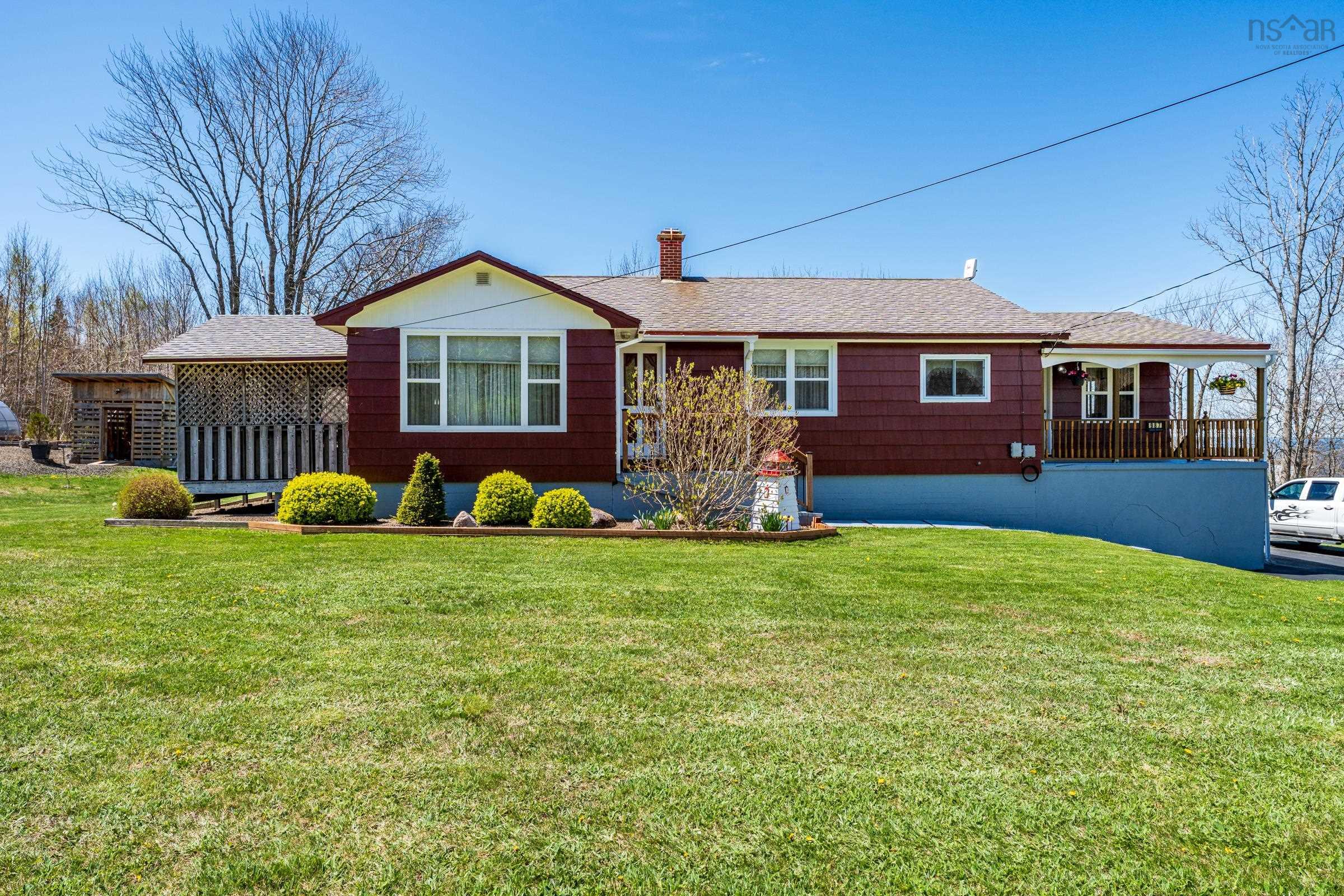 $312,900.00: 987 Parker Mountain Road, Parkers Cove
