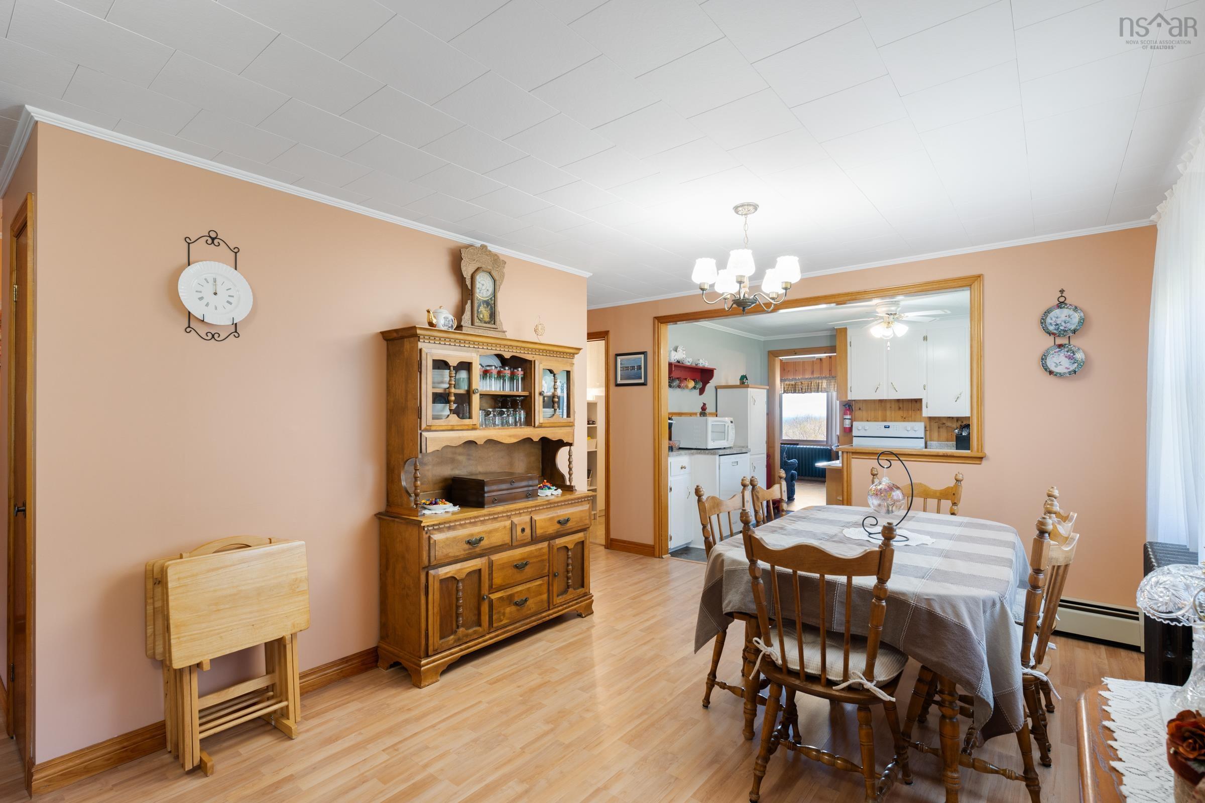 $312,900.00: 987 Parker Mountain Road, Parkers Cove