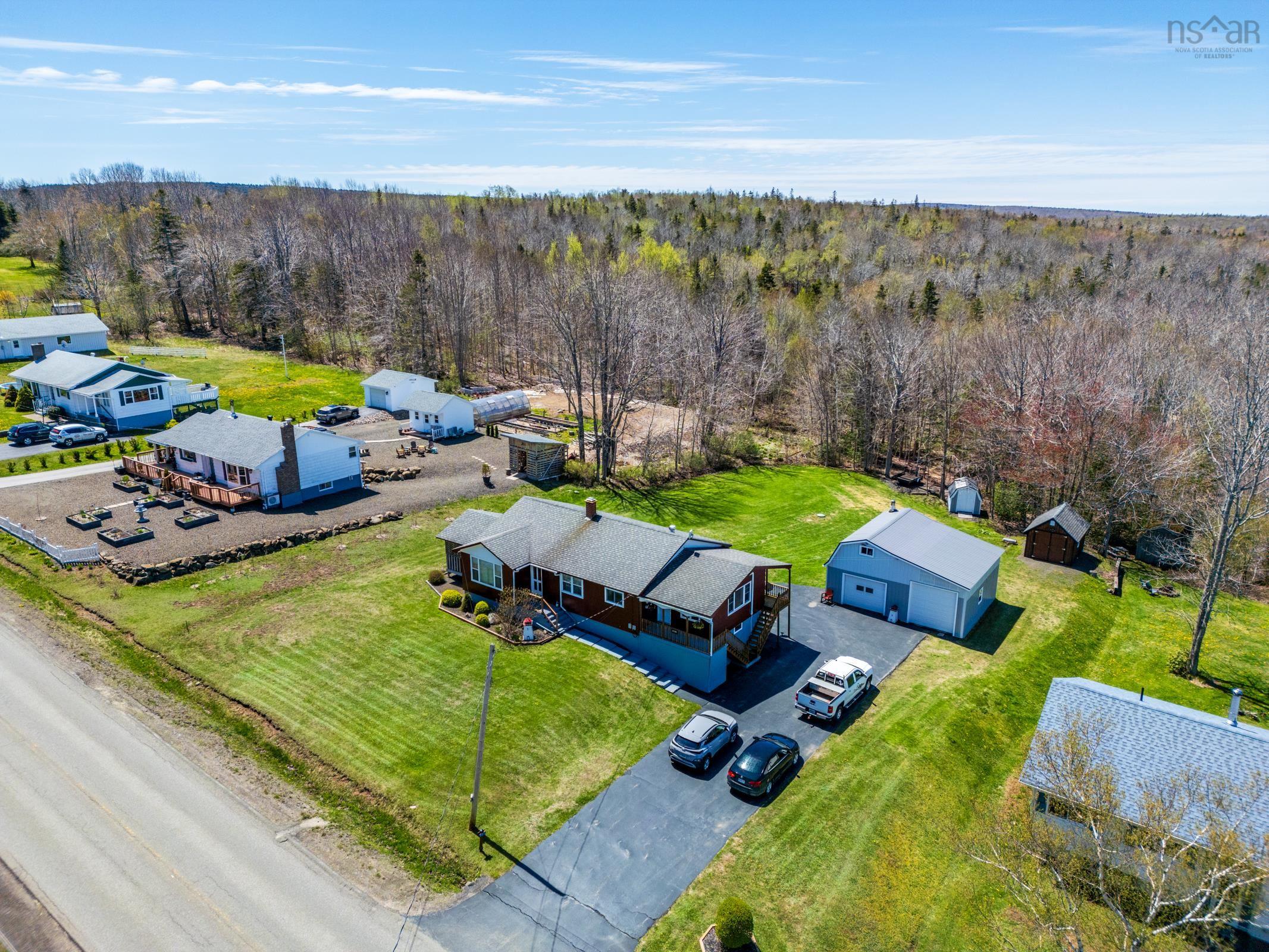$312,900.00: 987 Parker Mountain Road, Parkers Cove