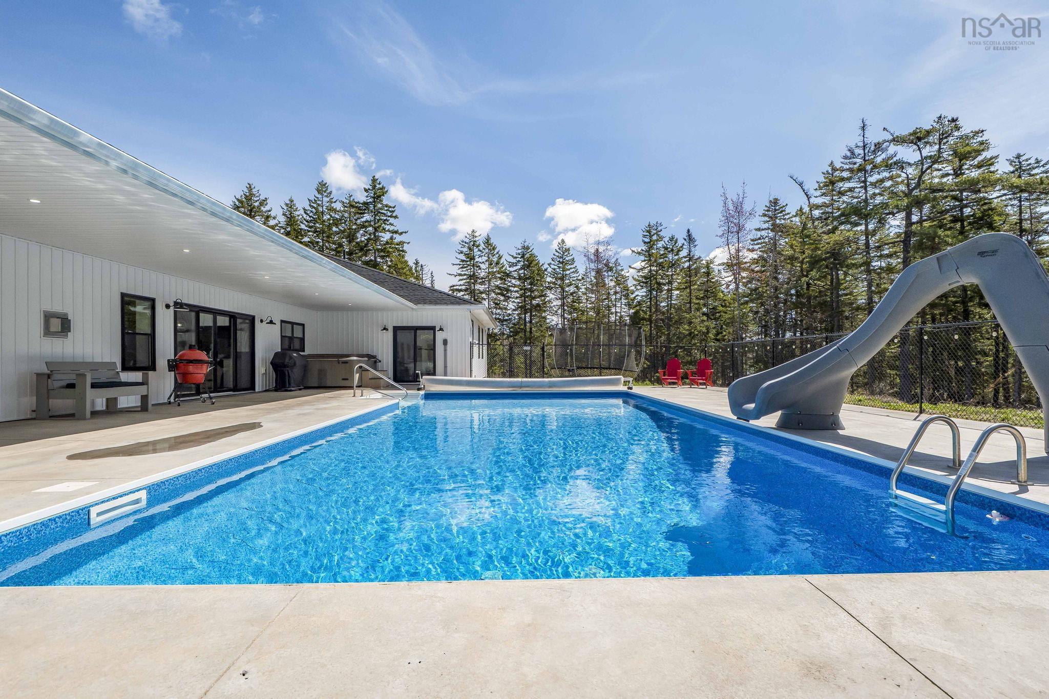 $1,200,000.00: 92 Aralia Lane, Upper Tantallon