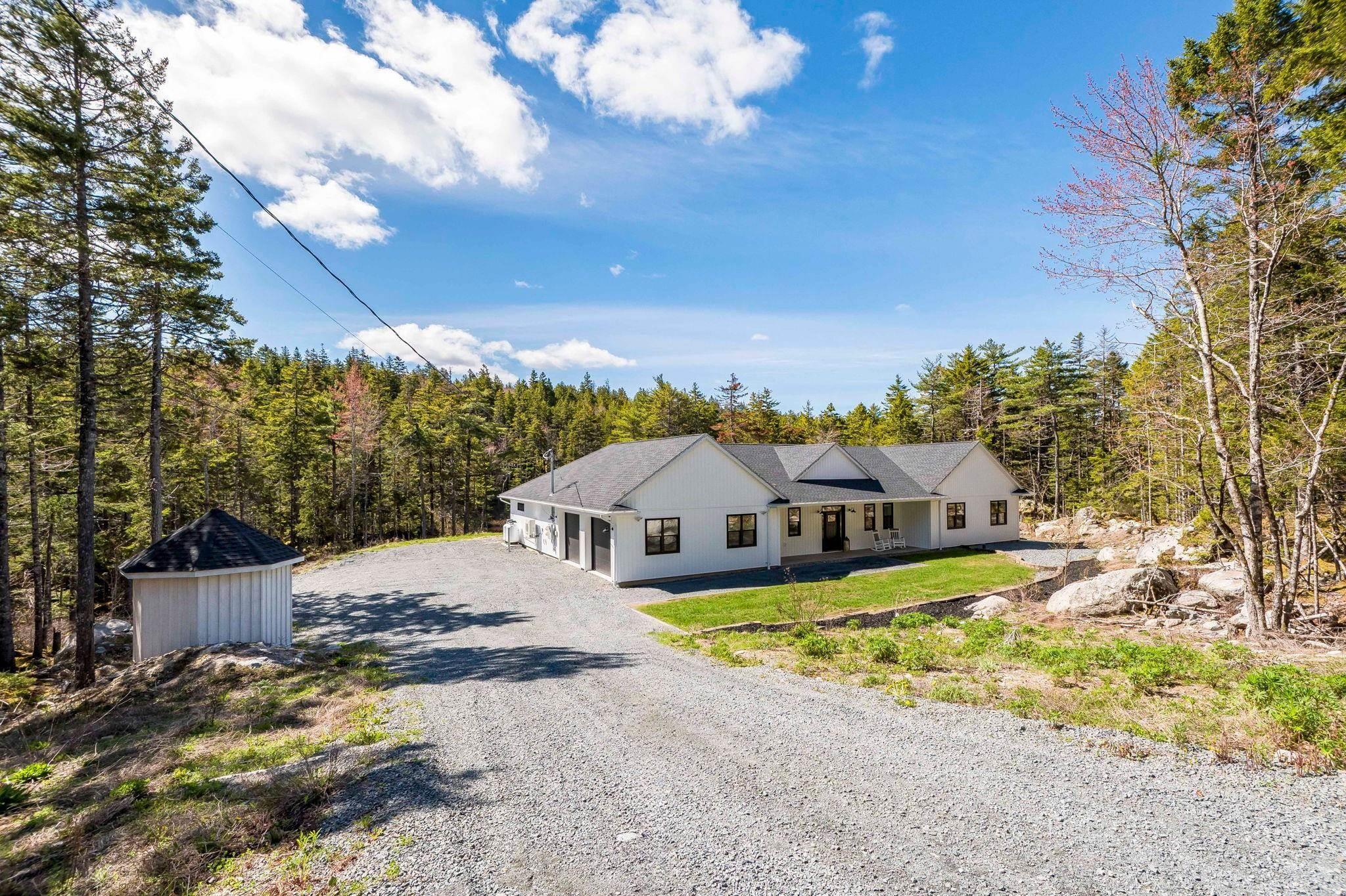 $1,200,000.00: 92 Aralia Lane, Upper Tantallon