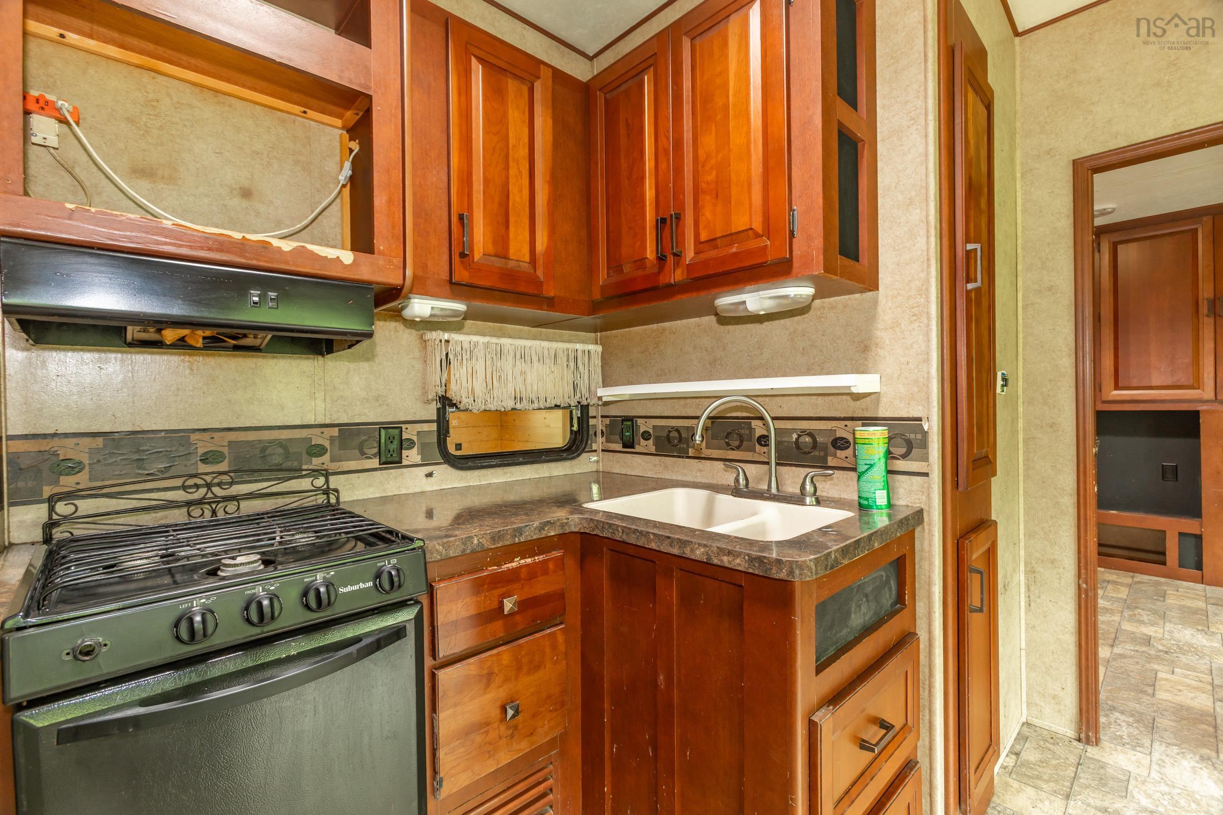 $90,000.00: 781 Virginia Road, Virginia East