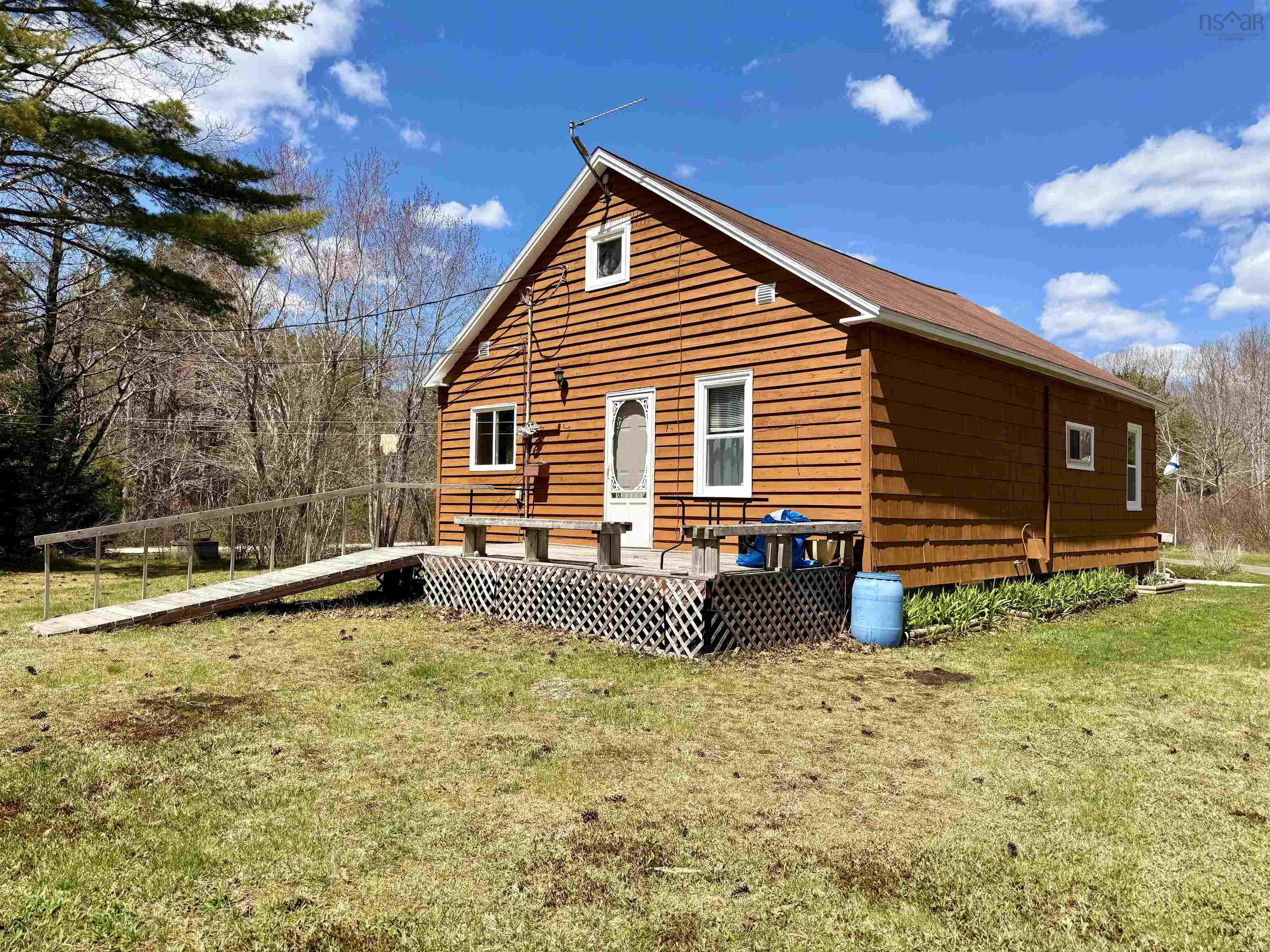 $229,900.00: 53 East Sable Road, Sable River