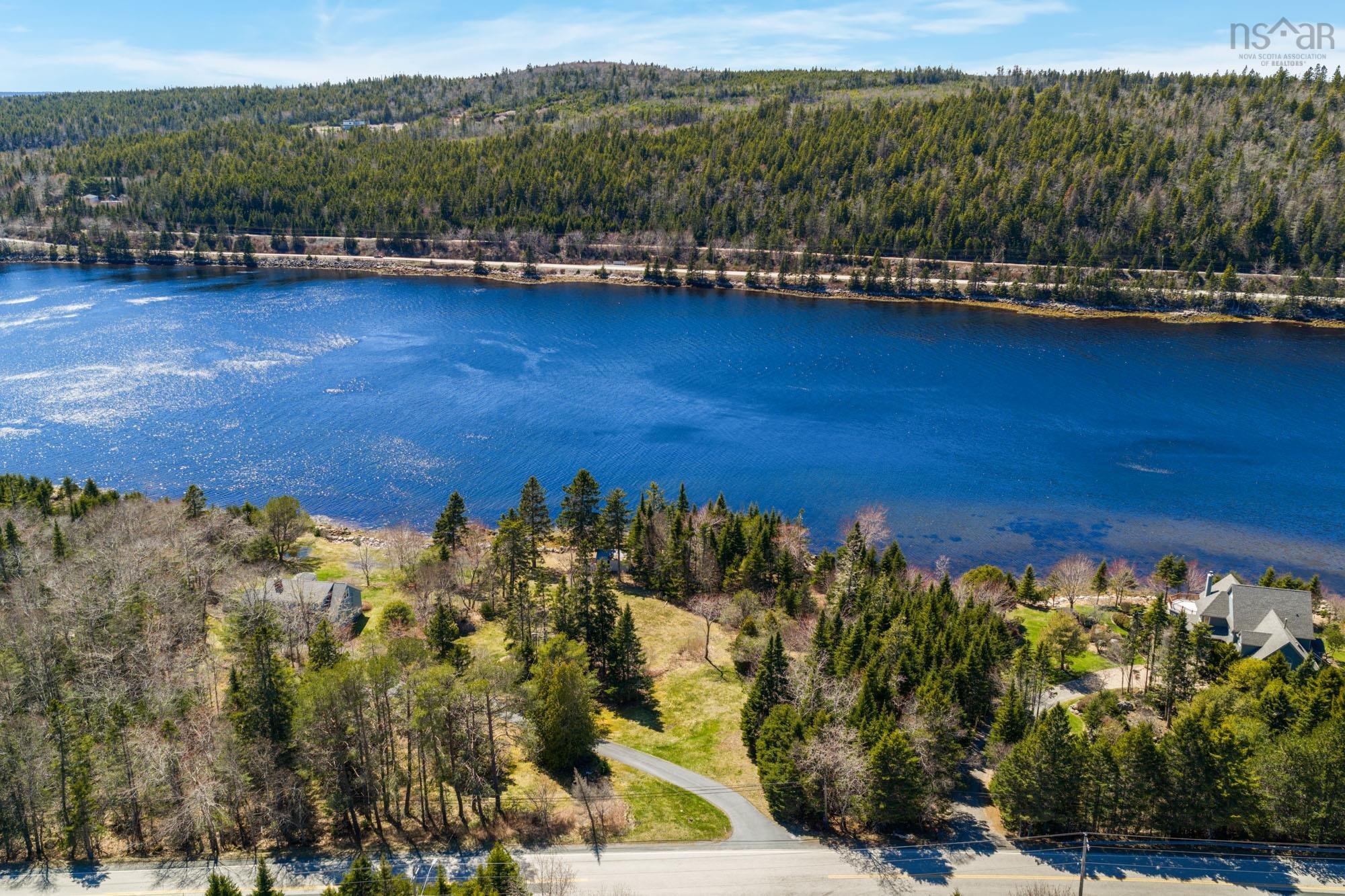 7582 St Margarets Bay Road, Ingramport, NS (MLS 202611095)