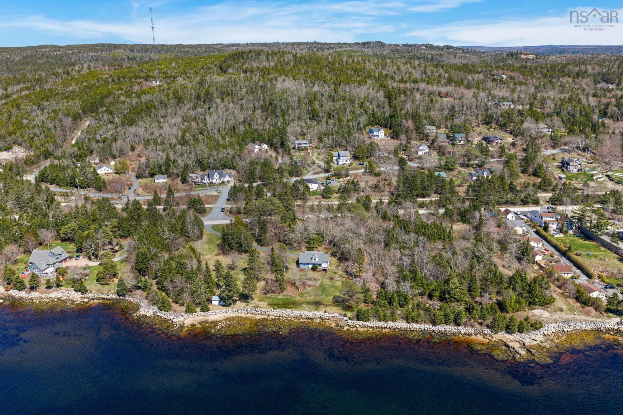 7582 St Margarets Bay Road, Ingramport, NS (MLS 202611095)