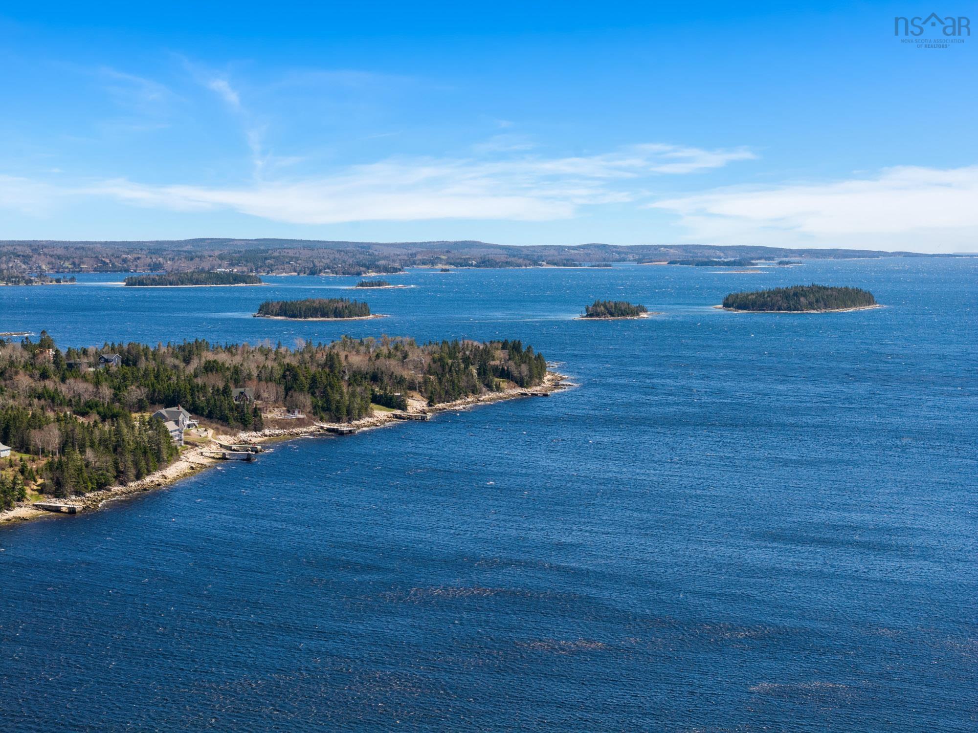 7582 St Margarets Bay Road, Ingramport, NS (MLS 202611095)