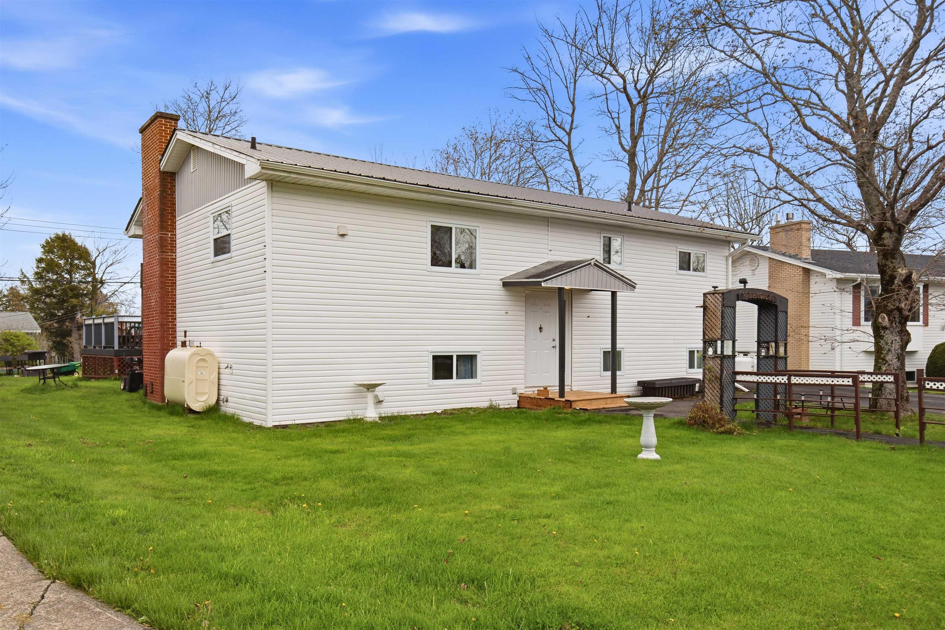 19 Wilmot Street, Lower Sackville, NS (MLS 202611098)