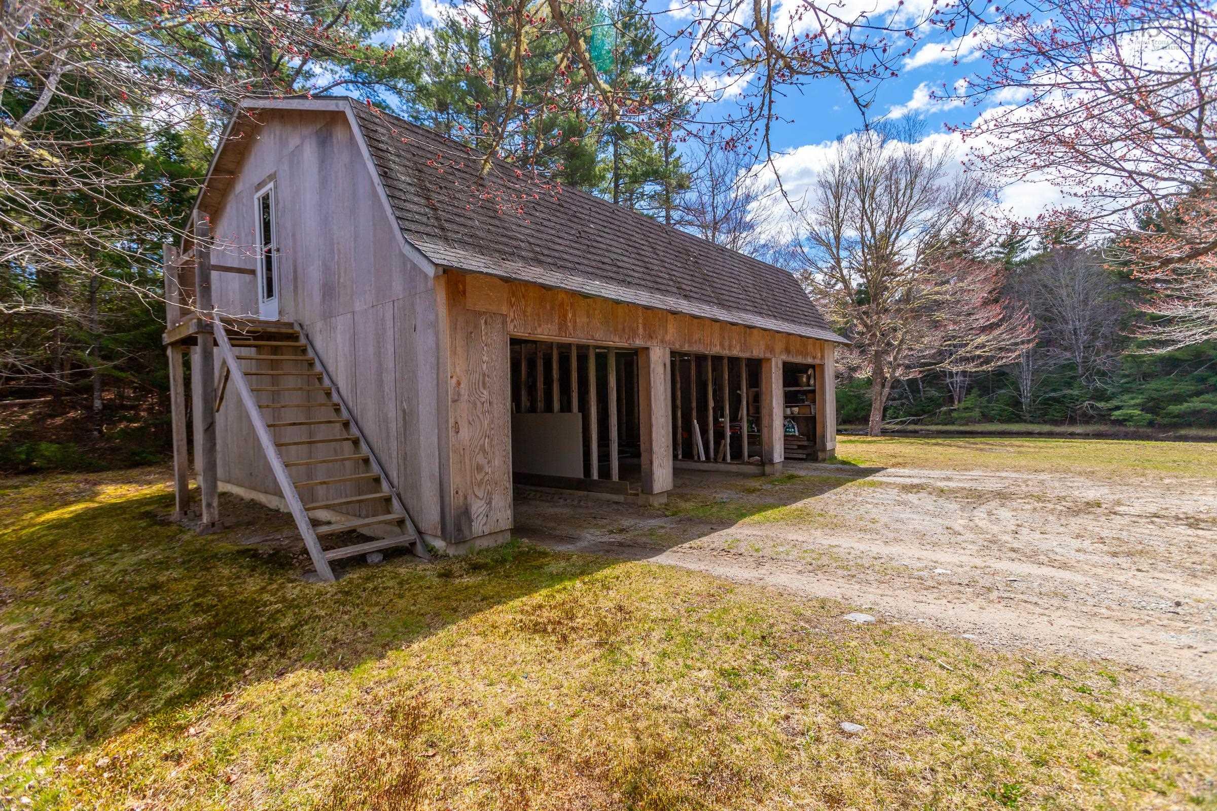 $629,000.00: 257 Lake John Road, Jordan Falls