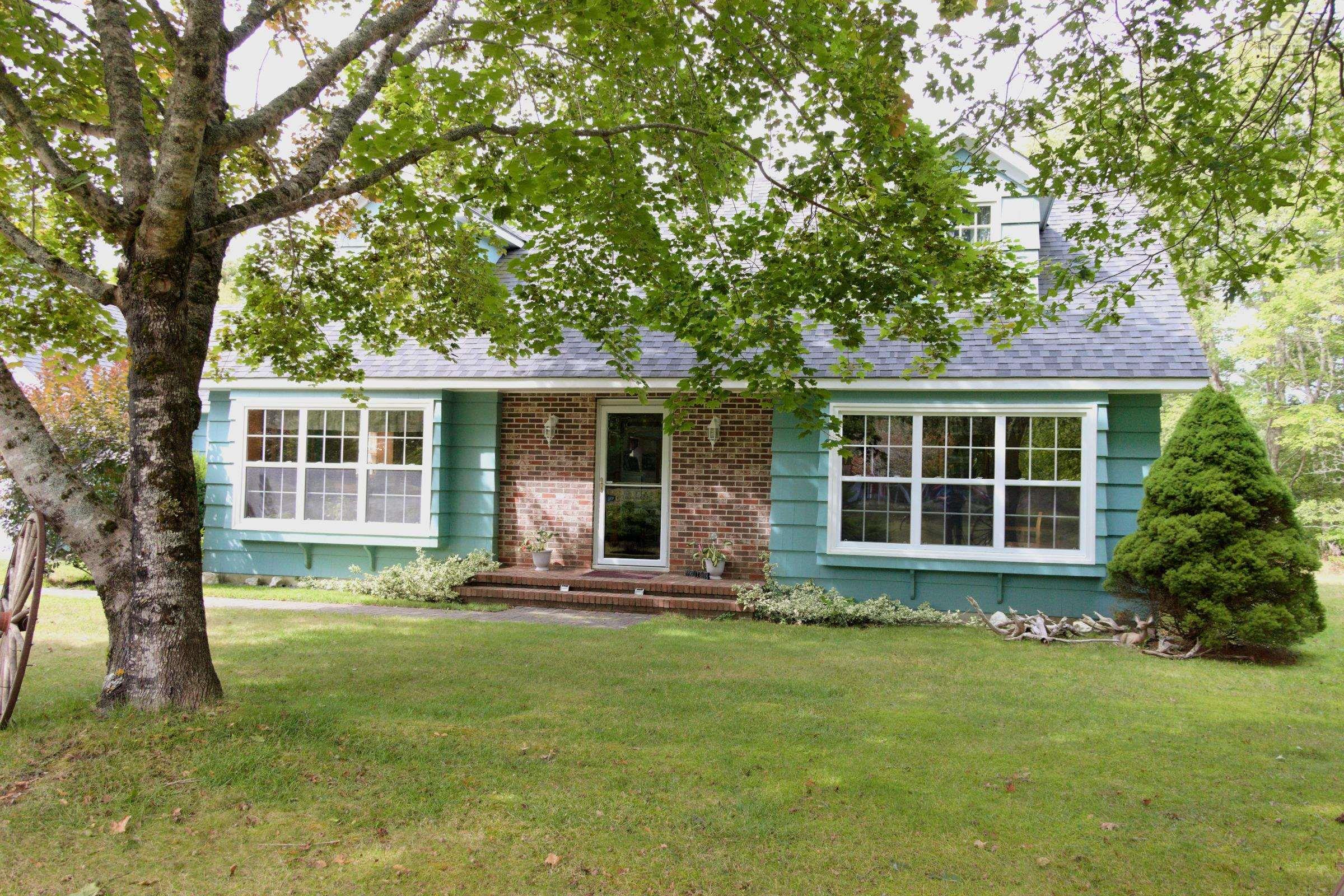$629,000.00: 257 Lake John Road, Jordan Falls