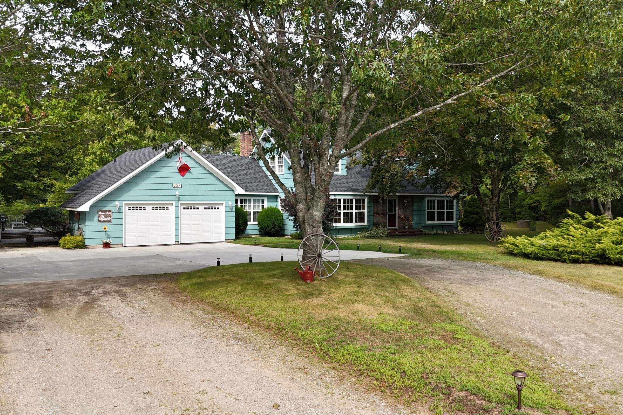 $629,000.00: 257 Lake John Road, Jordan Falls