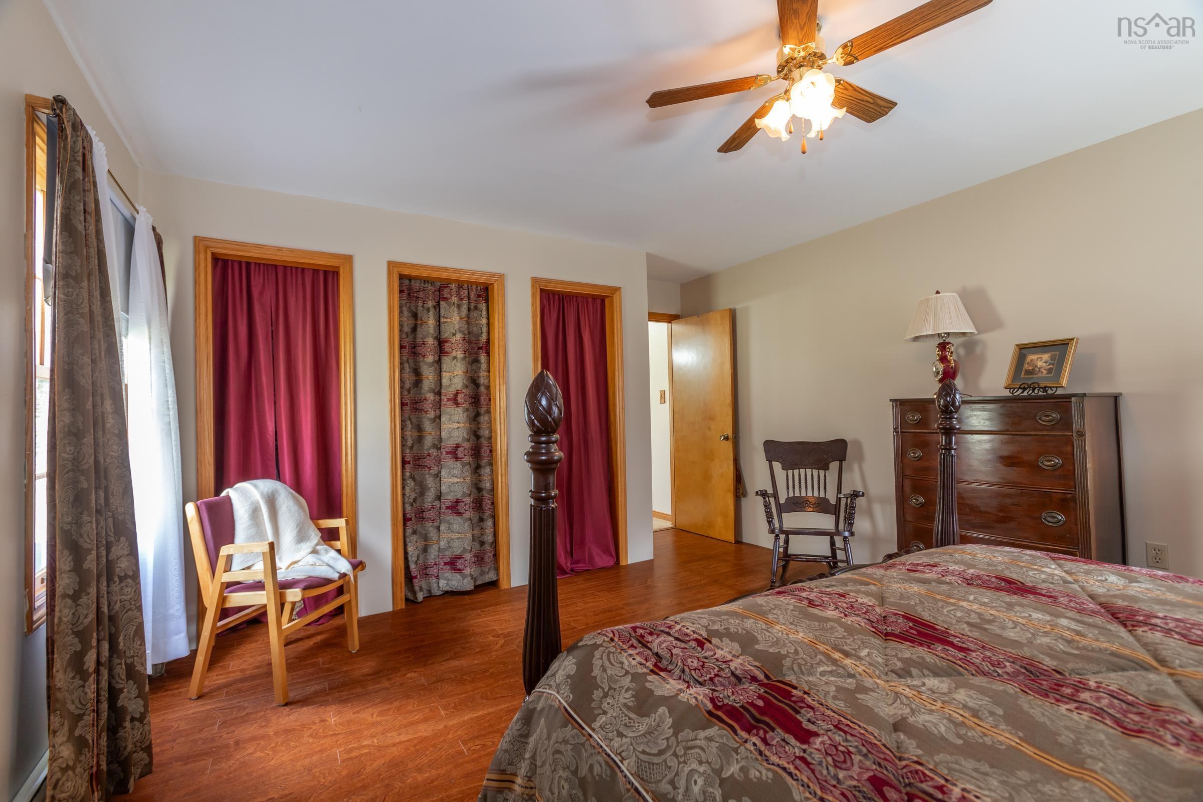 $629,000.00: 257 Lake John Road, Jordan Falls