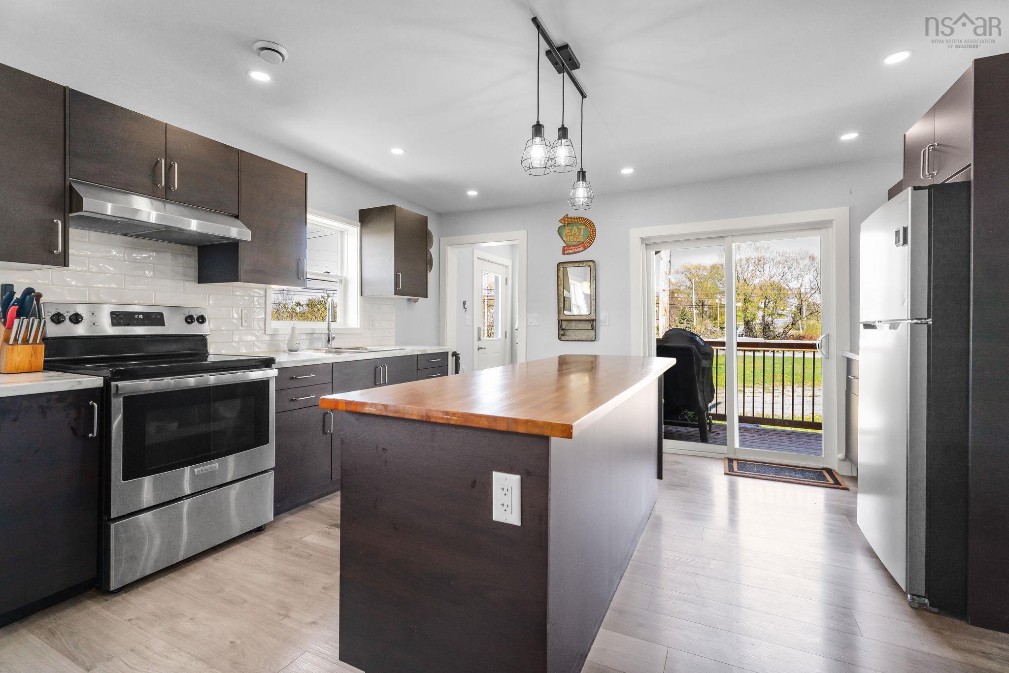 $349,900.00: 354 Wentworth Road, Windsor